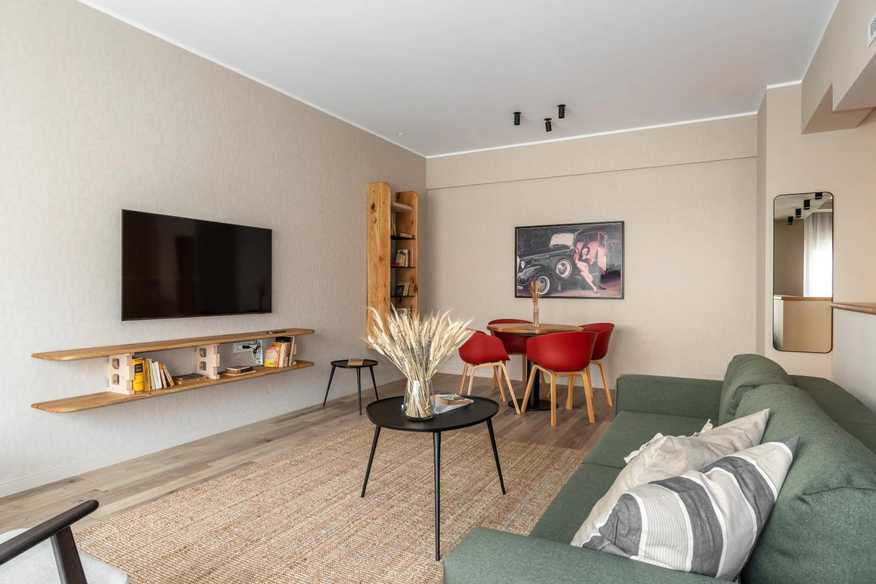 Living room in Maison Bucarest Apartments by Olala Homes