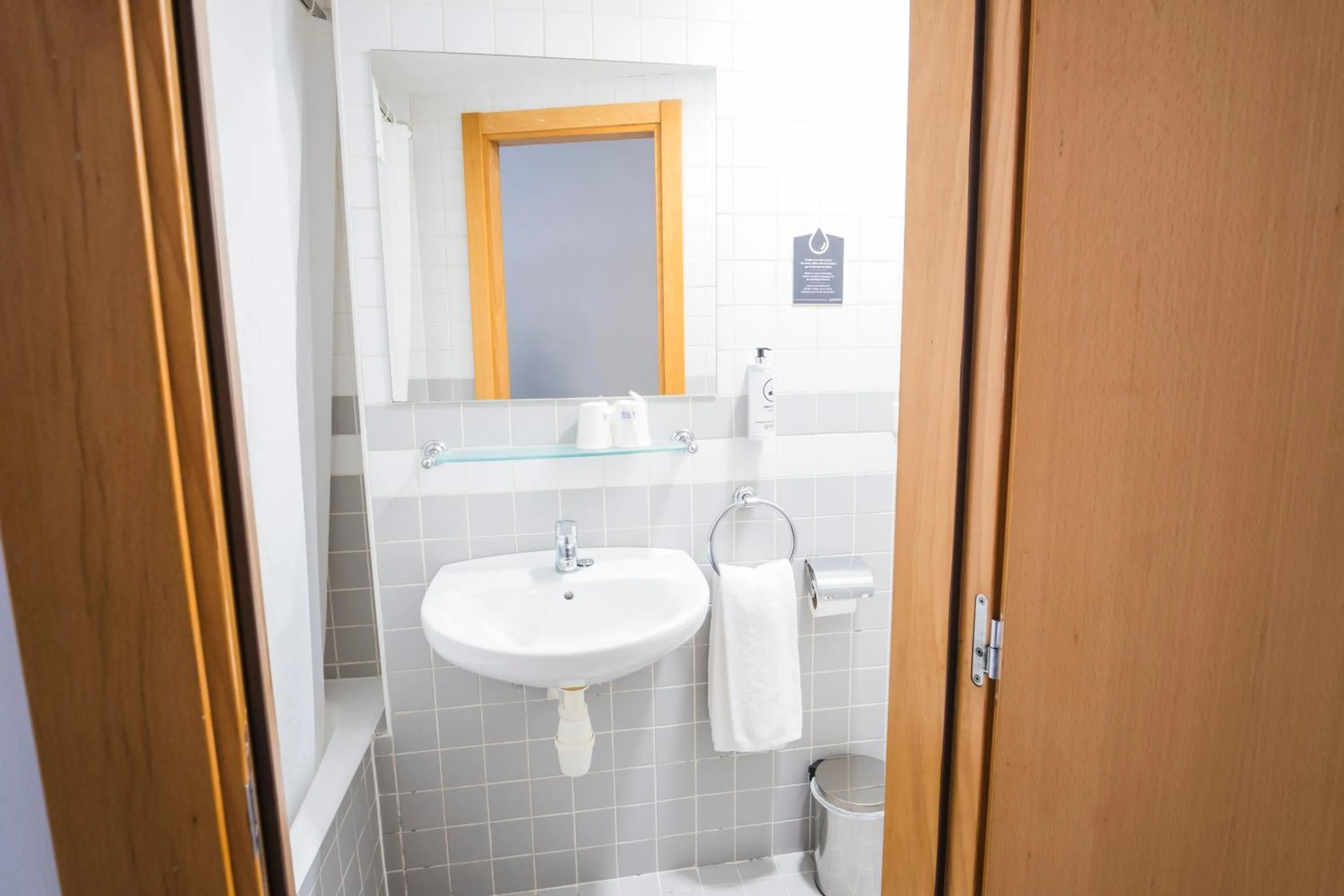 Bathroom in Alda Egues Rooms