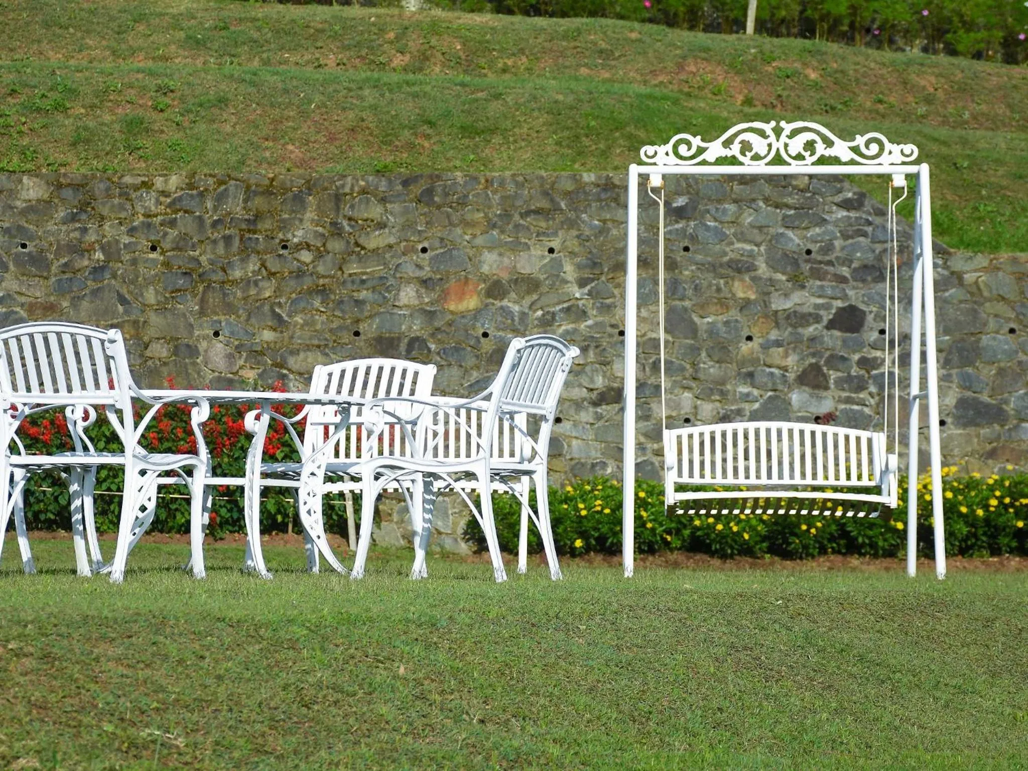 Garden in Little England by Joes