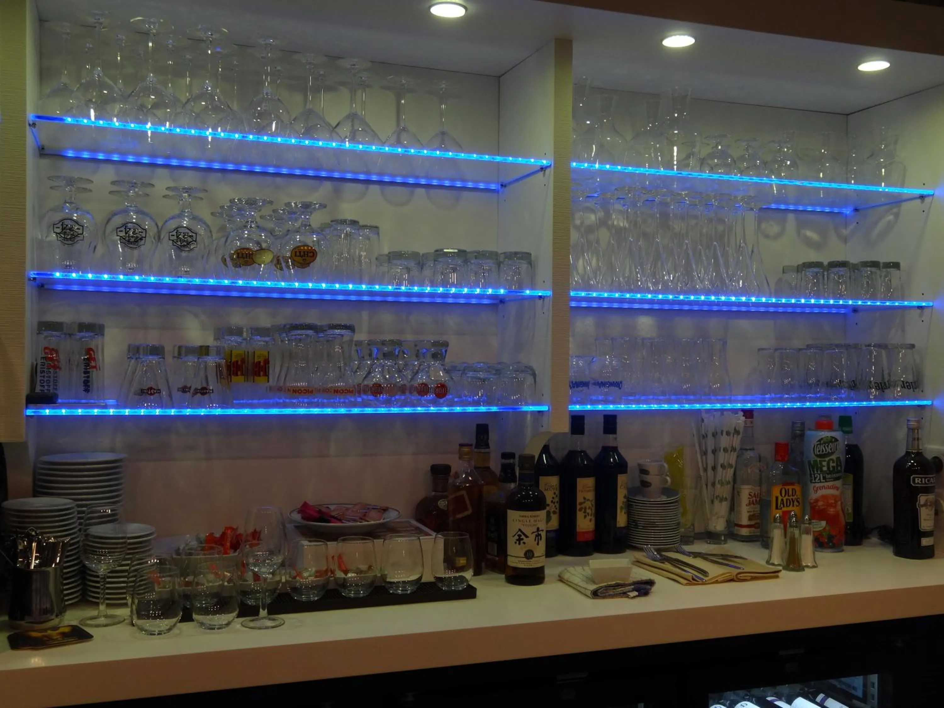 Lounge or bar in Hôtel de la Paix