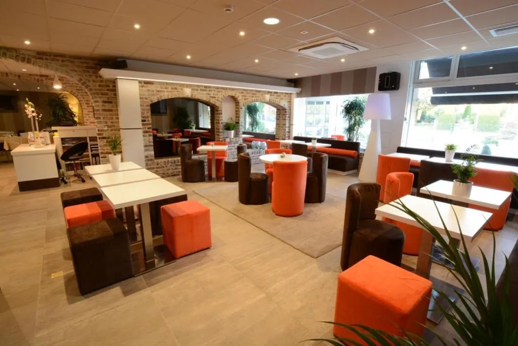 Living room in Hôtel de la Paix