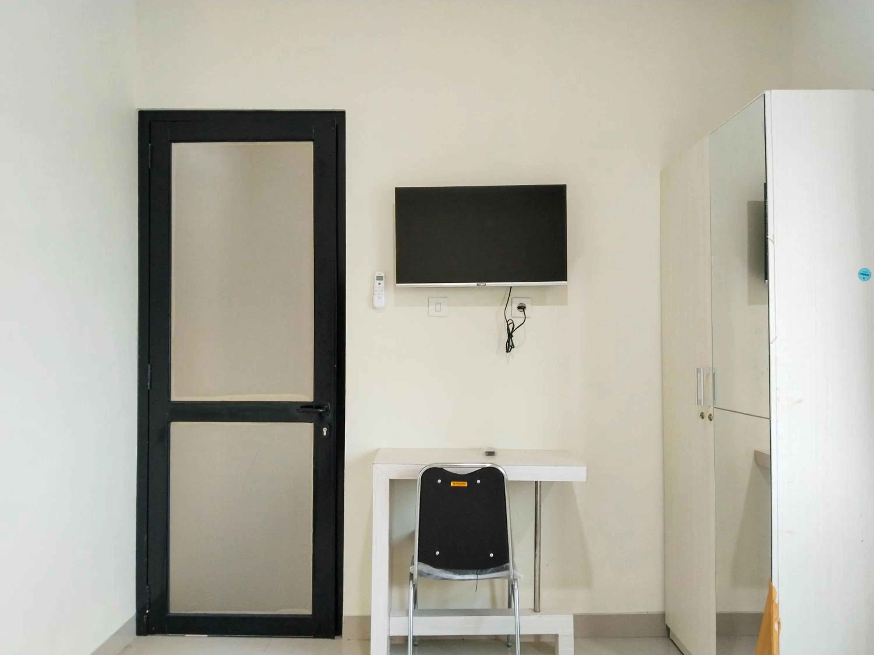 Yayah Guest House Syariah by Cocotel