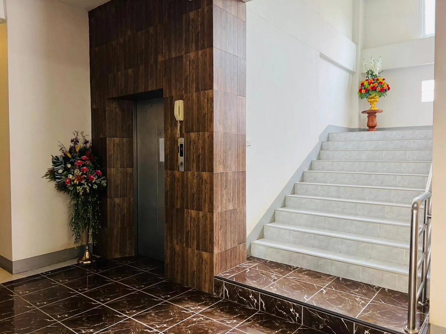 Property building in Pilatus Apartment