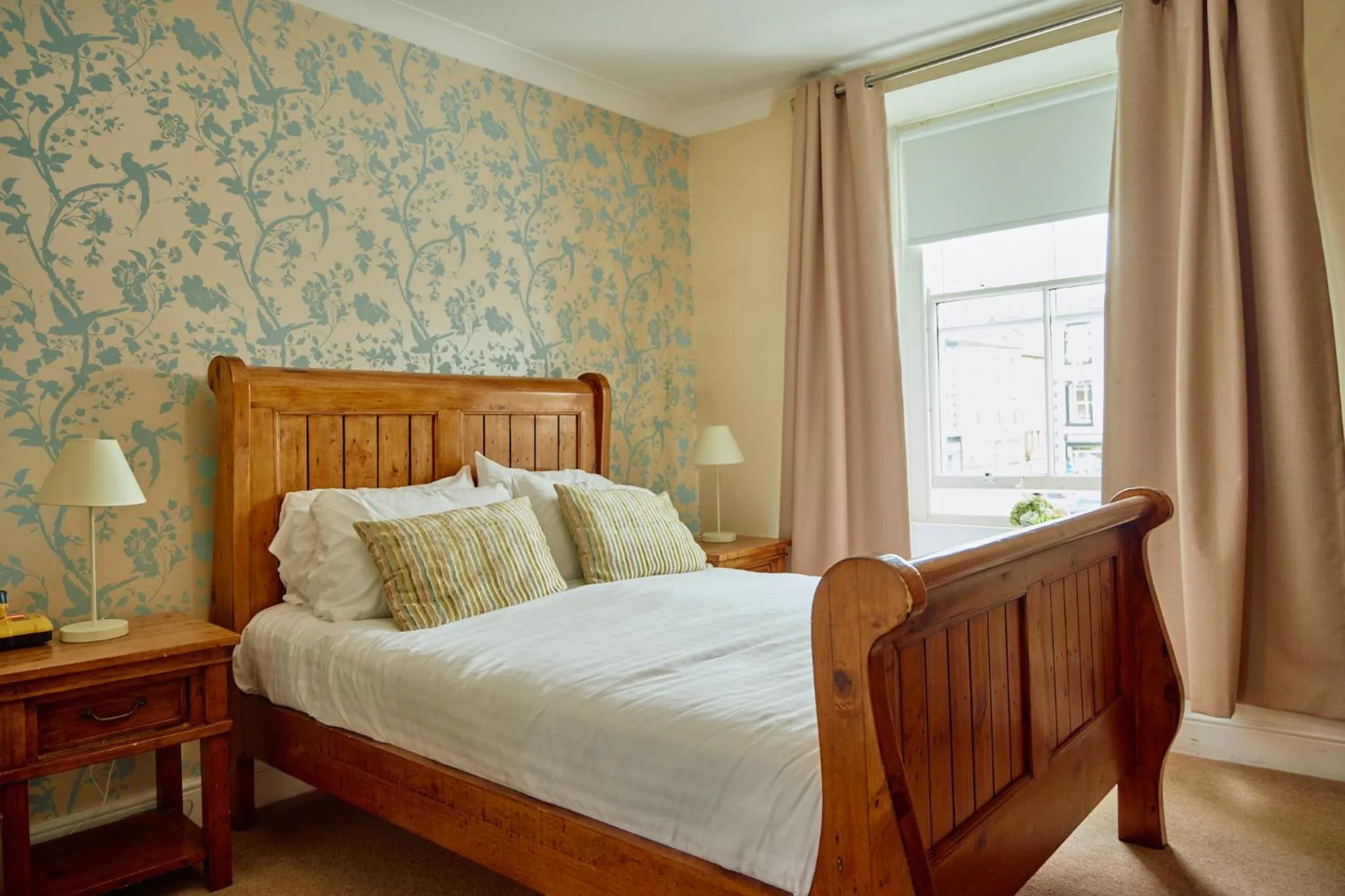 Bedroom in The Pennine Inn