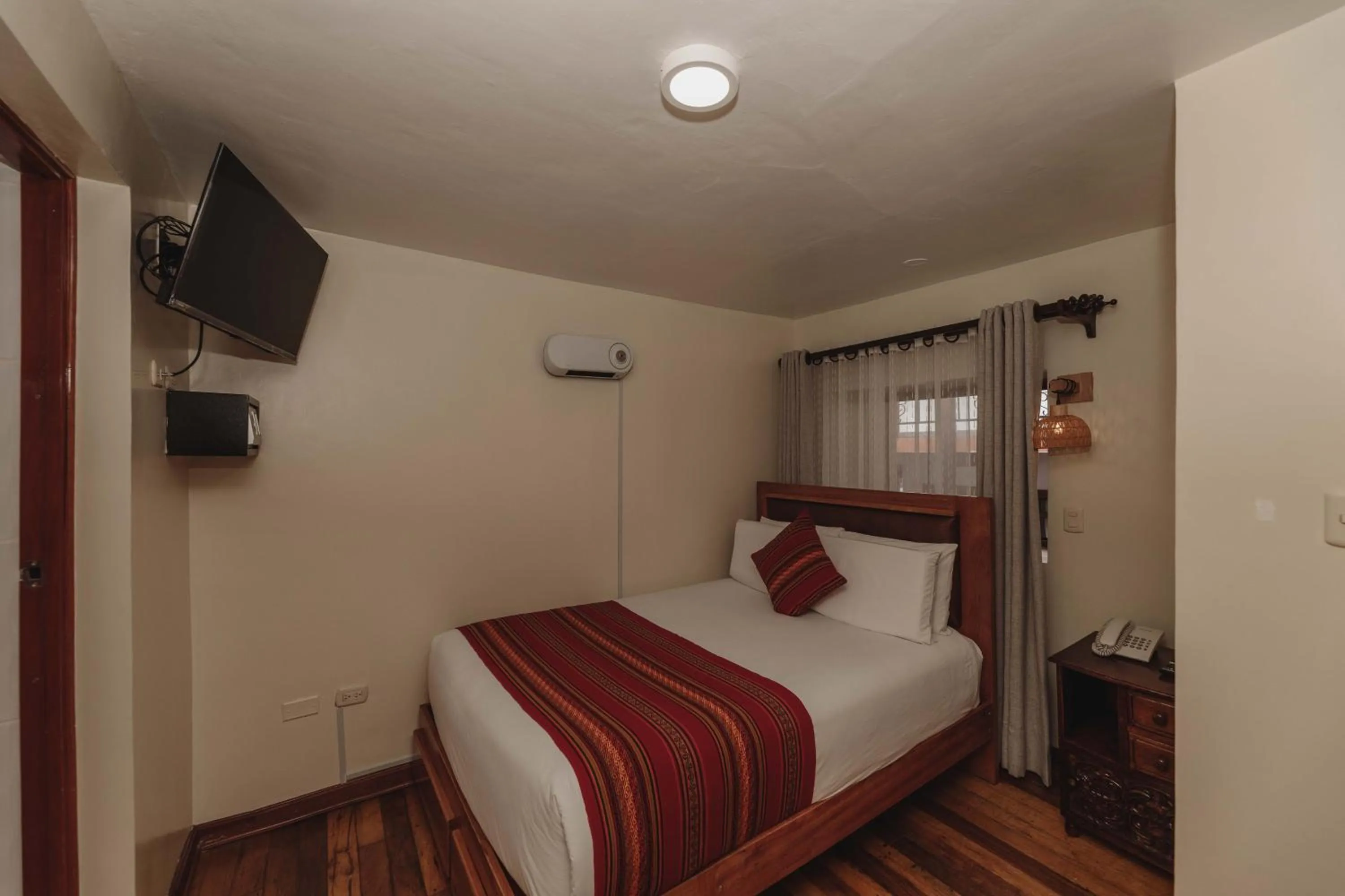 Bed in Quechua Hotel Cusco