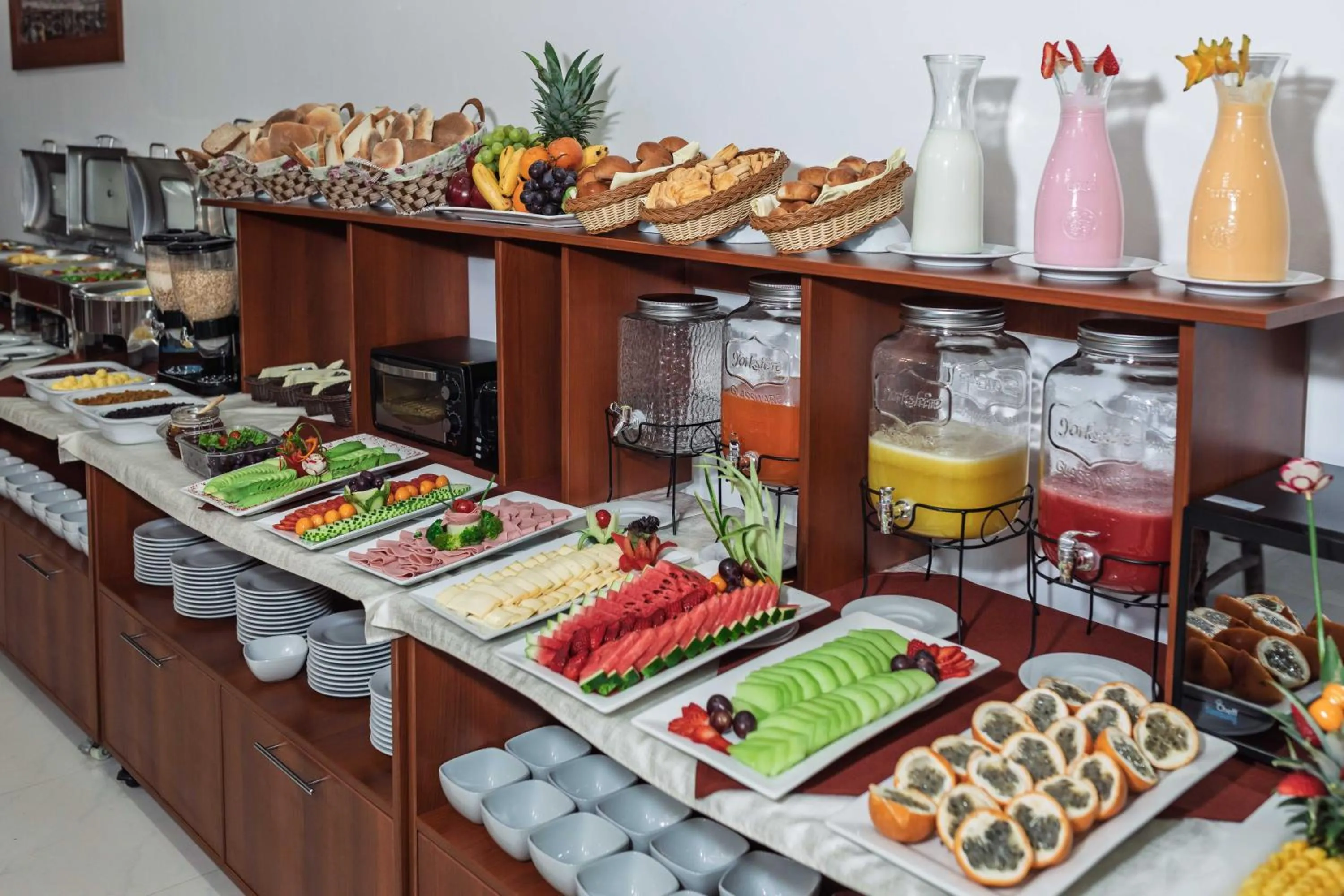 Buffet breakfast in Quechua Hotel Cusco