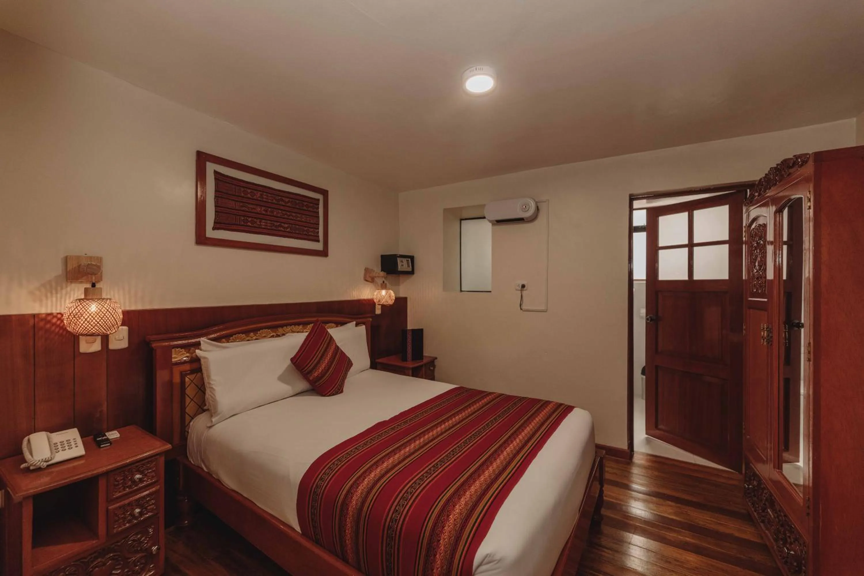 Bed in Quechua Hotel Cusco