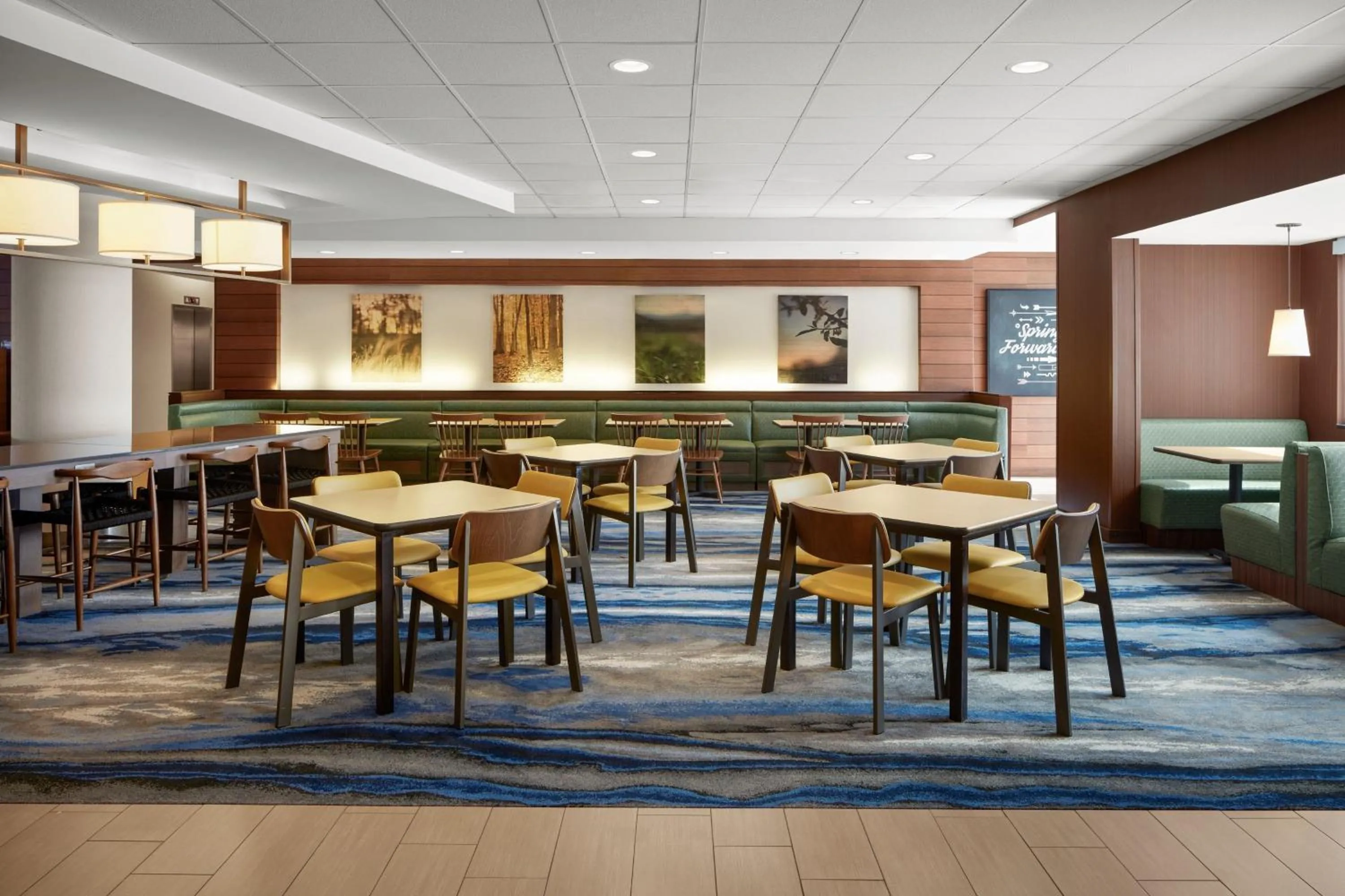 Breakfast in Fairfield Inn & Suites by Marriott Rehoboth Beach