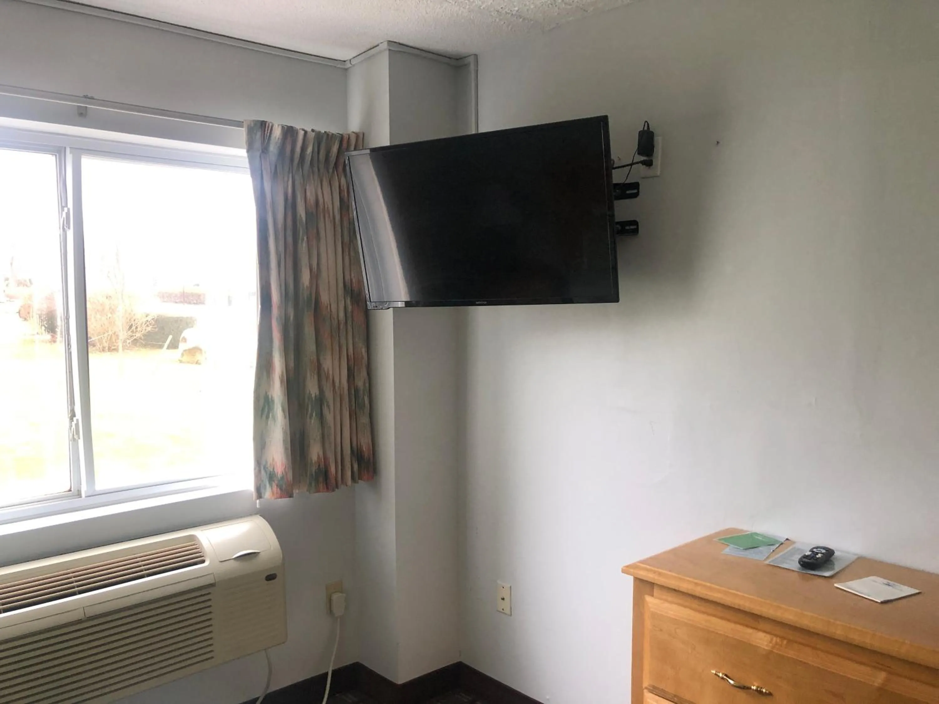 TV and multimedia in The Atlantic House