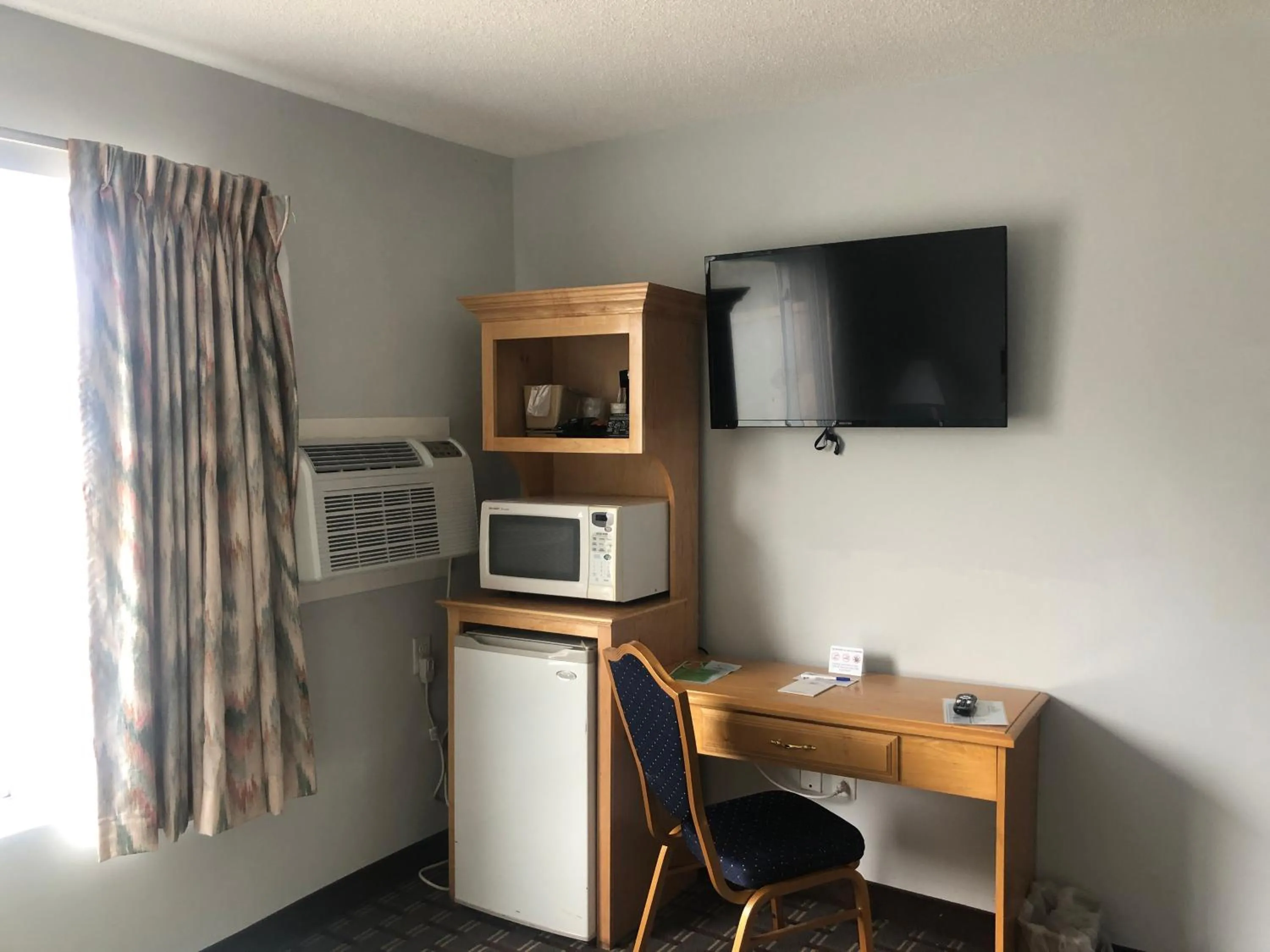 TV and multimedia in The Atlantic House