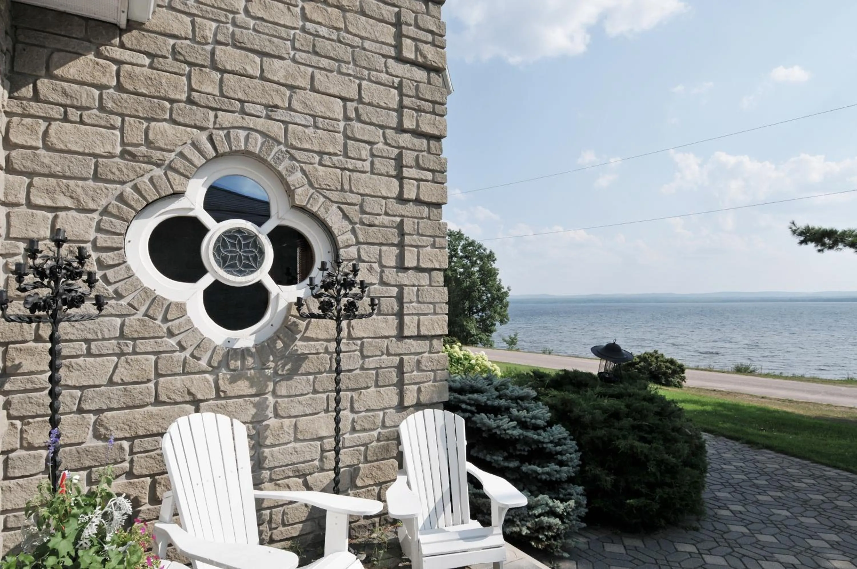 Facade/entrance in Greystone on Golden Lake