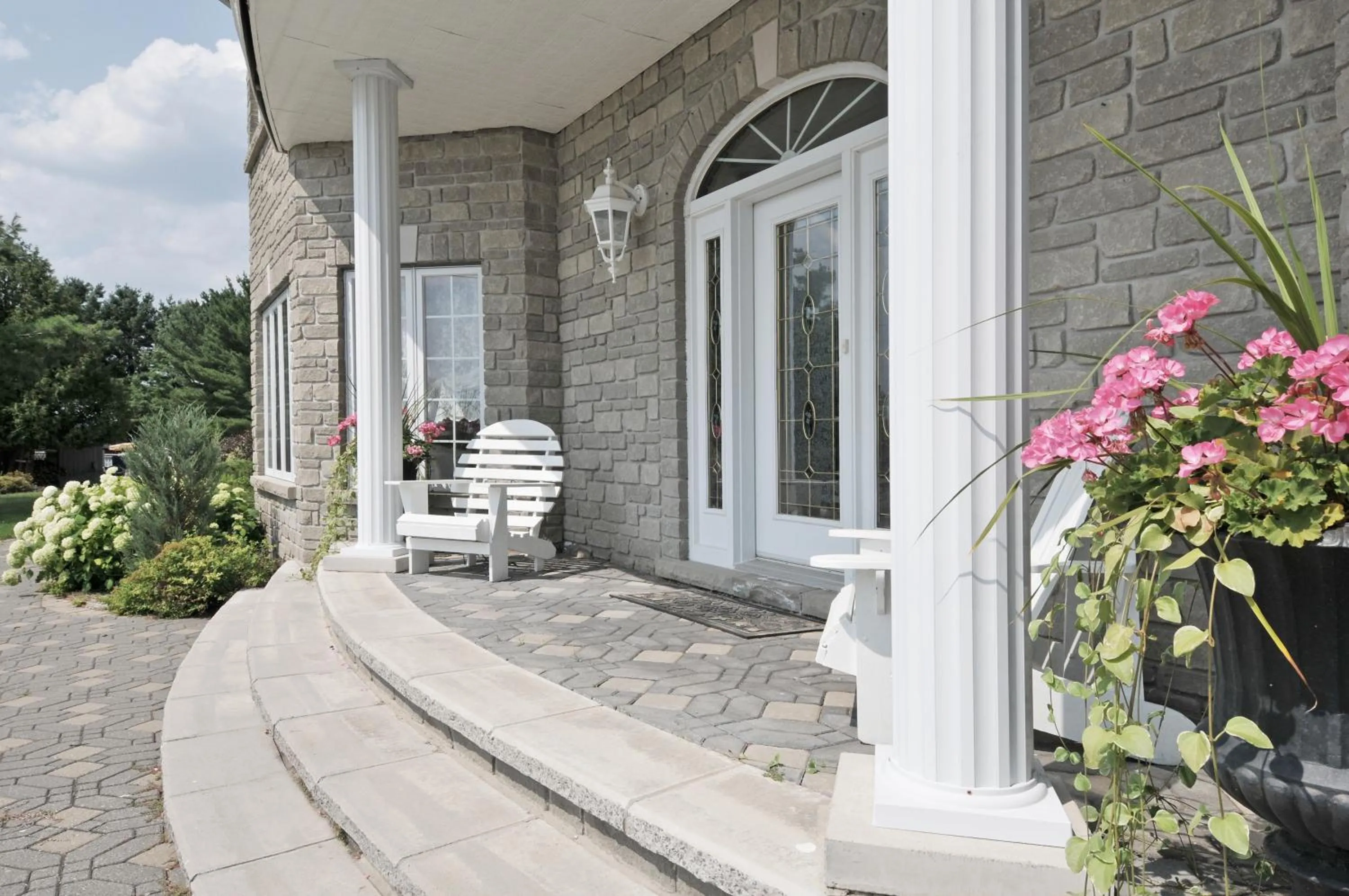 Facade/entrance in Greystone on Golden Lake