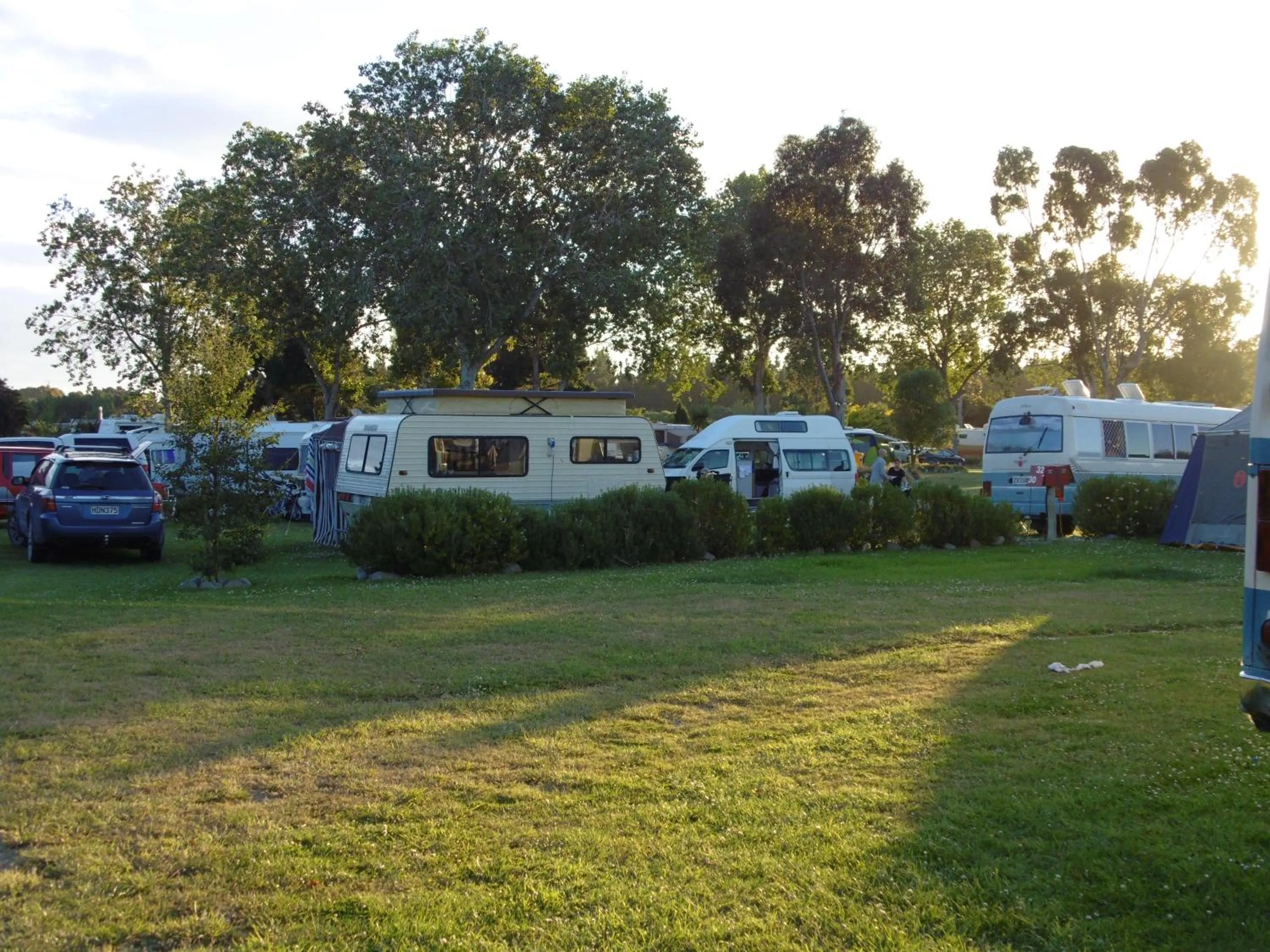 Guests in Glenavys Waitaki River Motor Camp