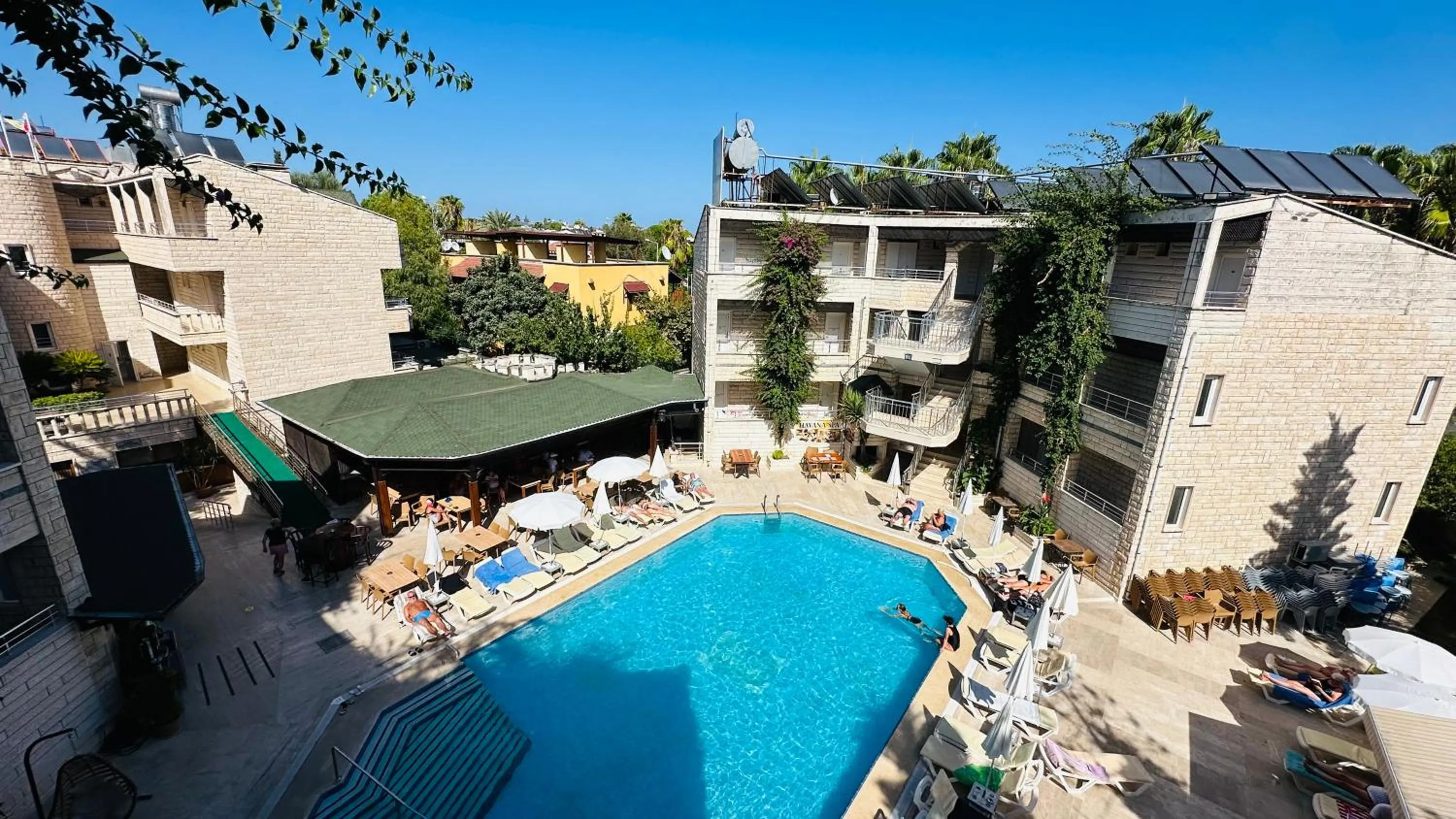 Property building in HAVANA HOTEL