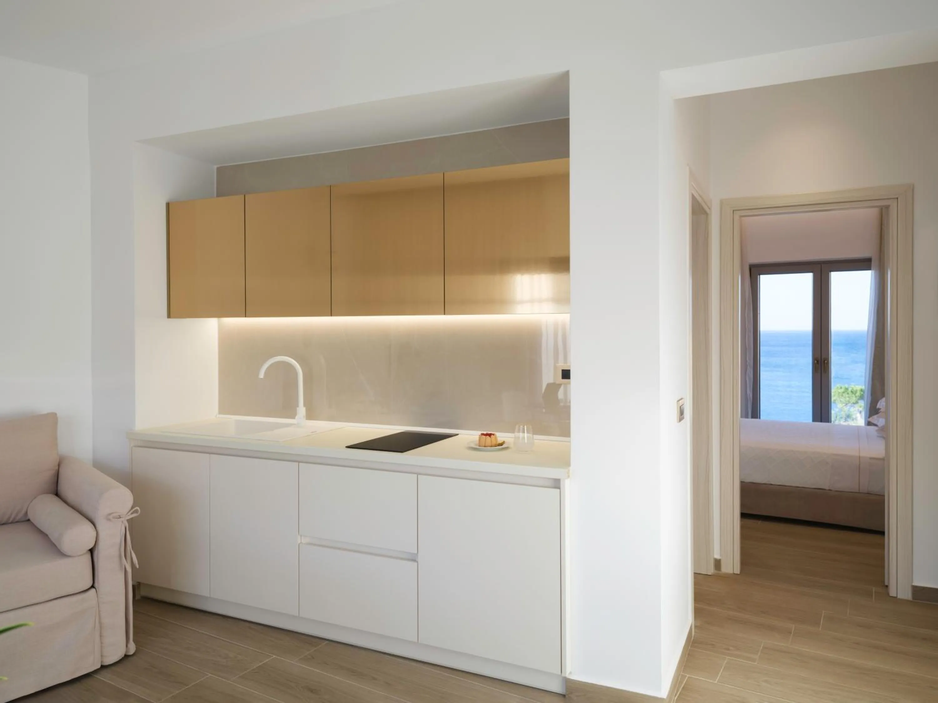 Bed in Golden Luxury Suites