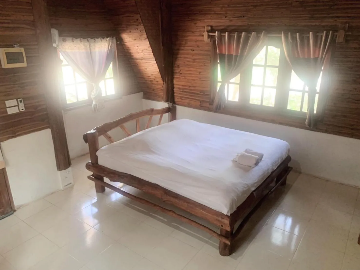 Bed in Panya Garden Resort