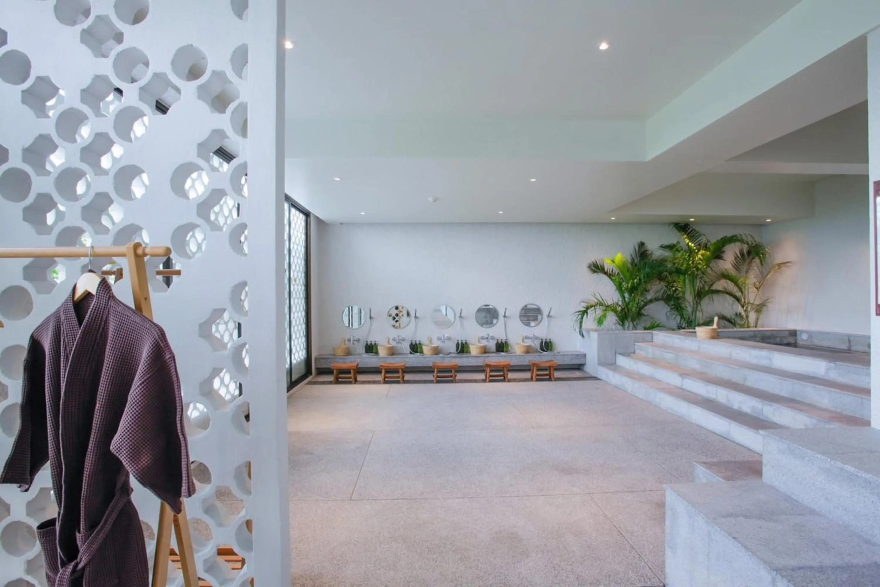 Steam room in Balcony Courtyard Sriracha Hotel & Serviced Apartments