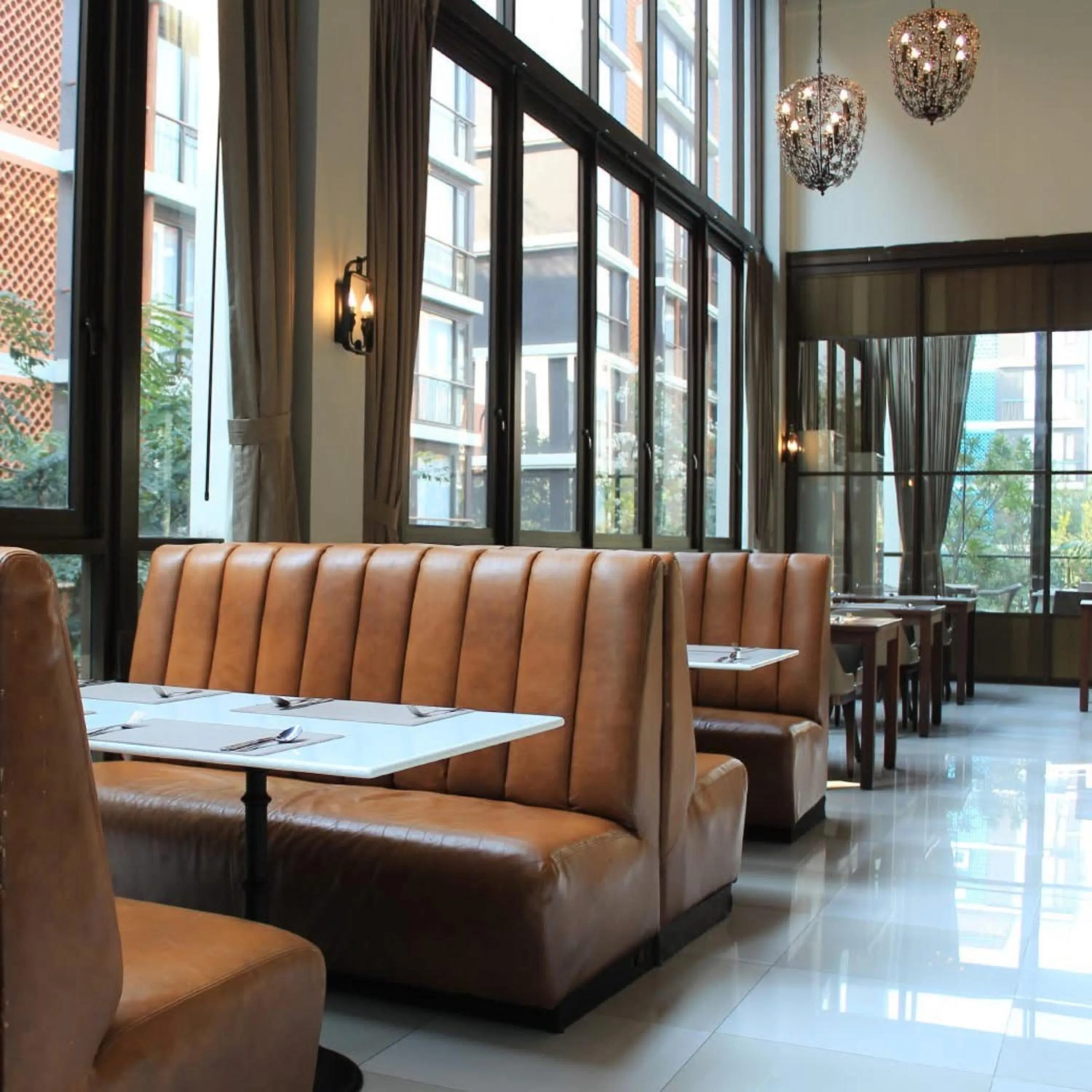 Restaurant/places to eat in Balcony Courtyard Sriracha Hotel & Serviced Apartments