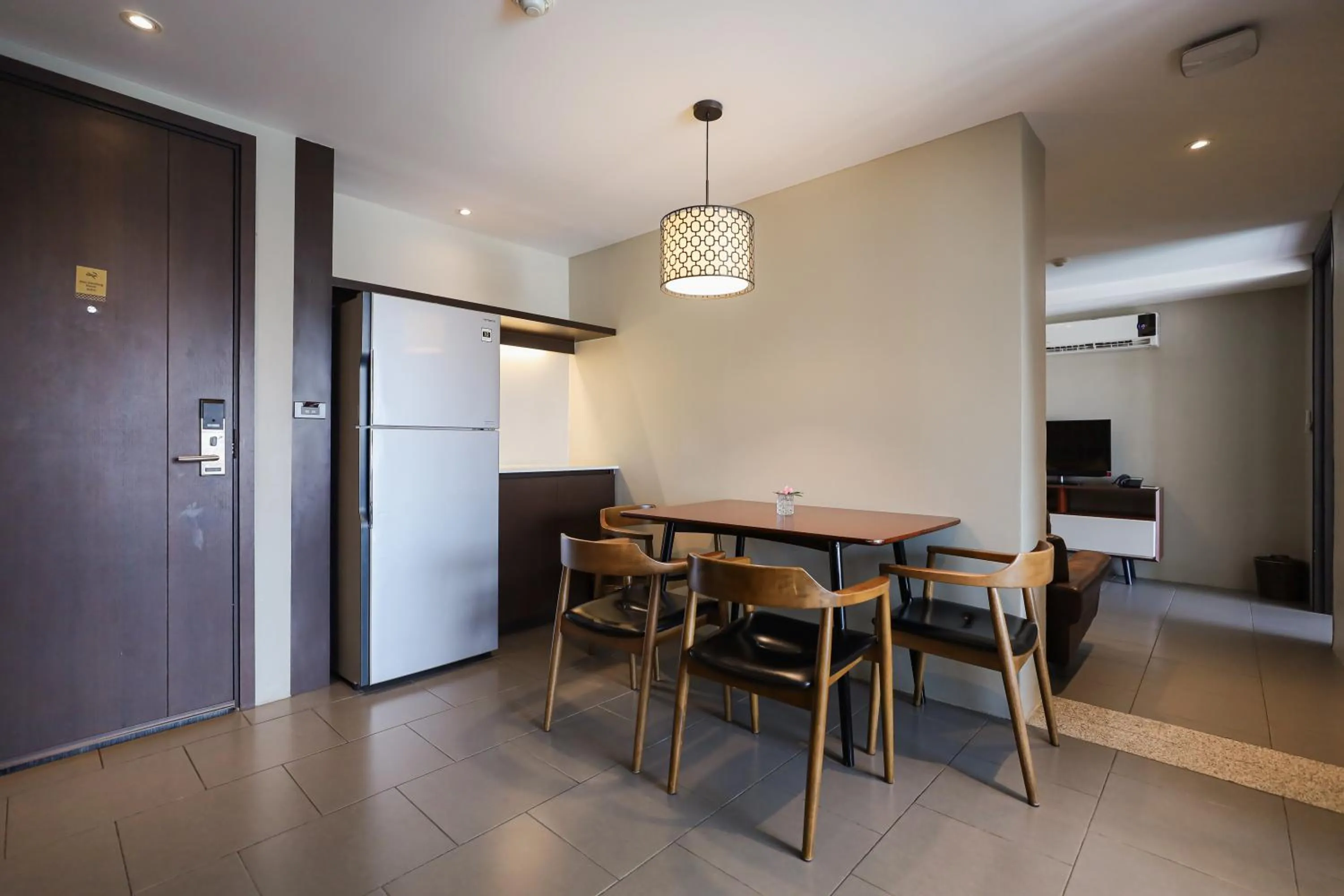 Dining area in Balcony Courtyard Sriracha Hotel & Serviced Apartments