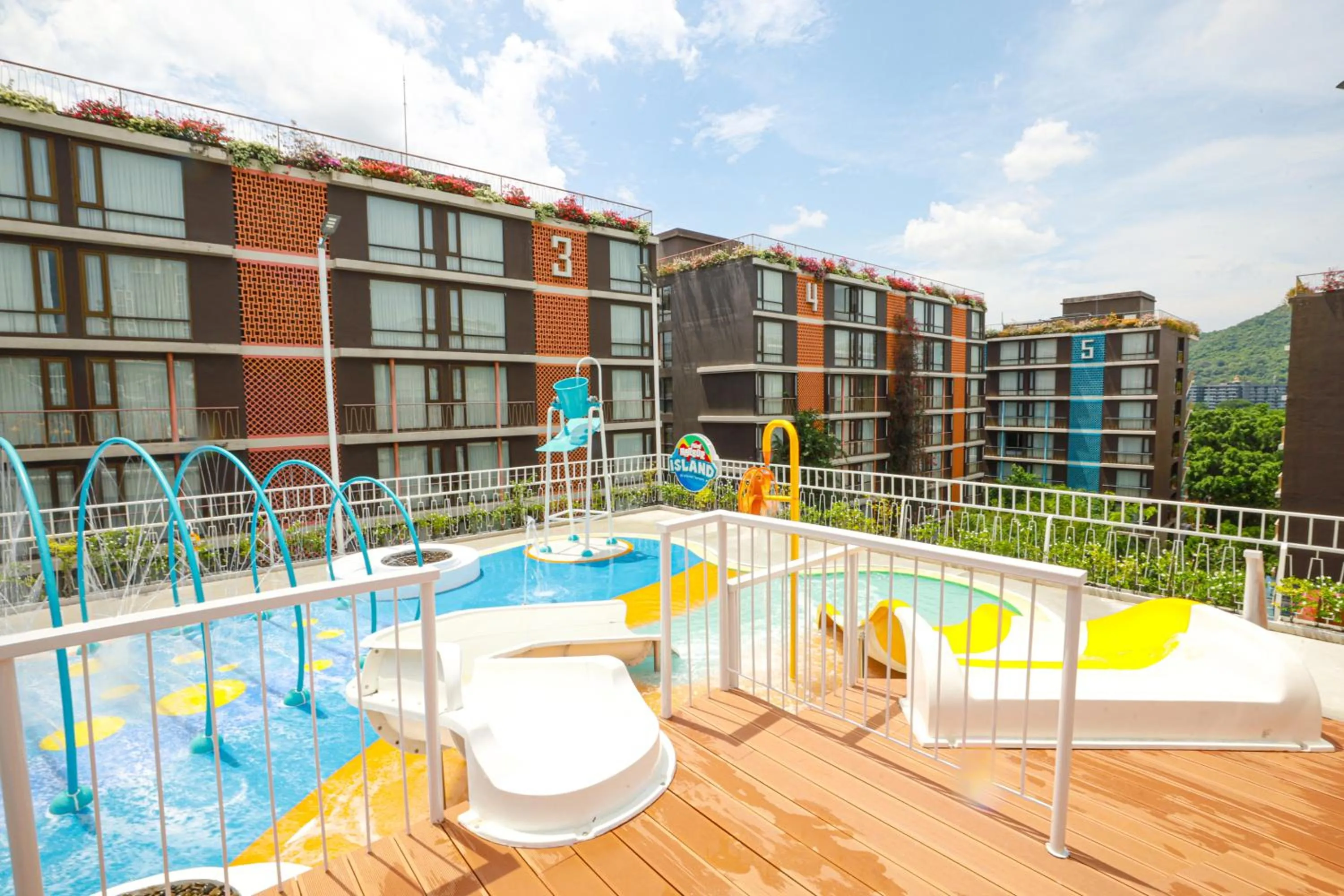 Property building in Balcony Courtyard Sriracha Hotel & Serviced Apartments