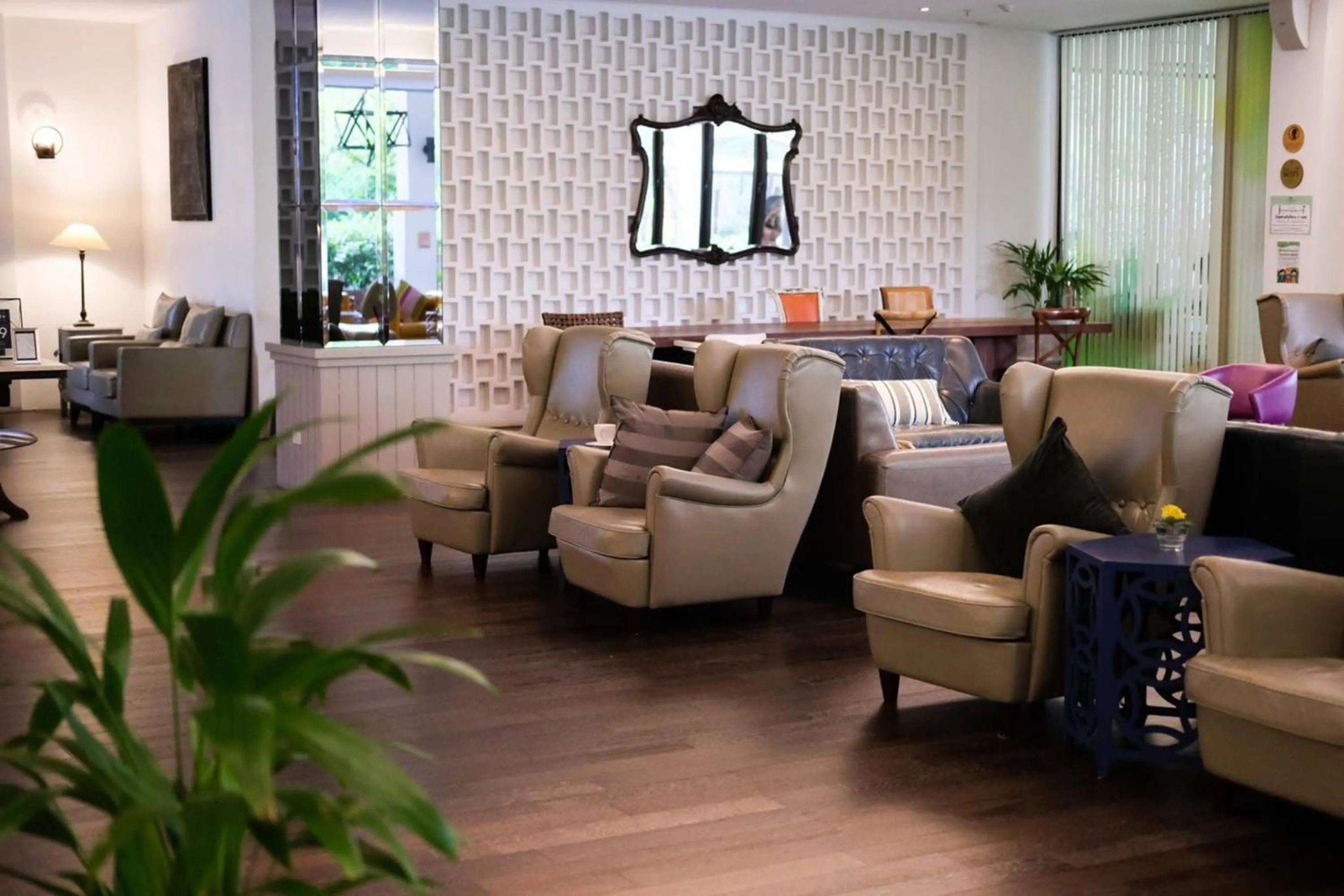 Lounge or bar in Balcony Courtyard Sriracha Hotel & Serviced Apartments