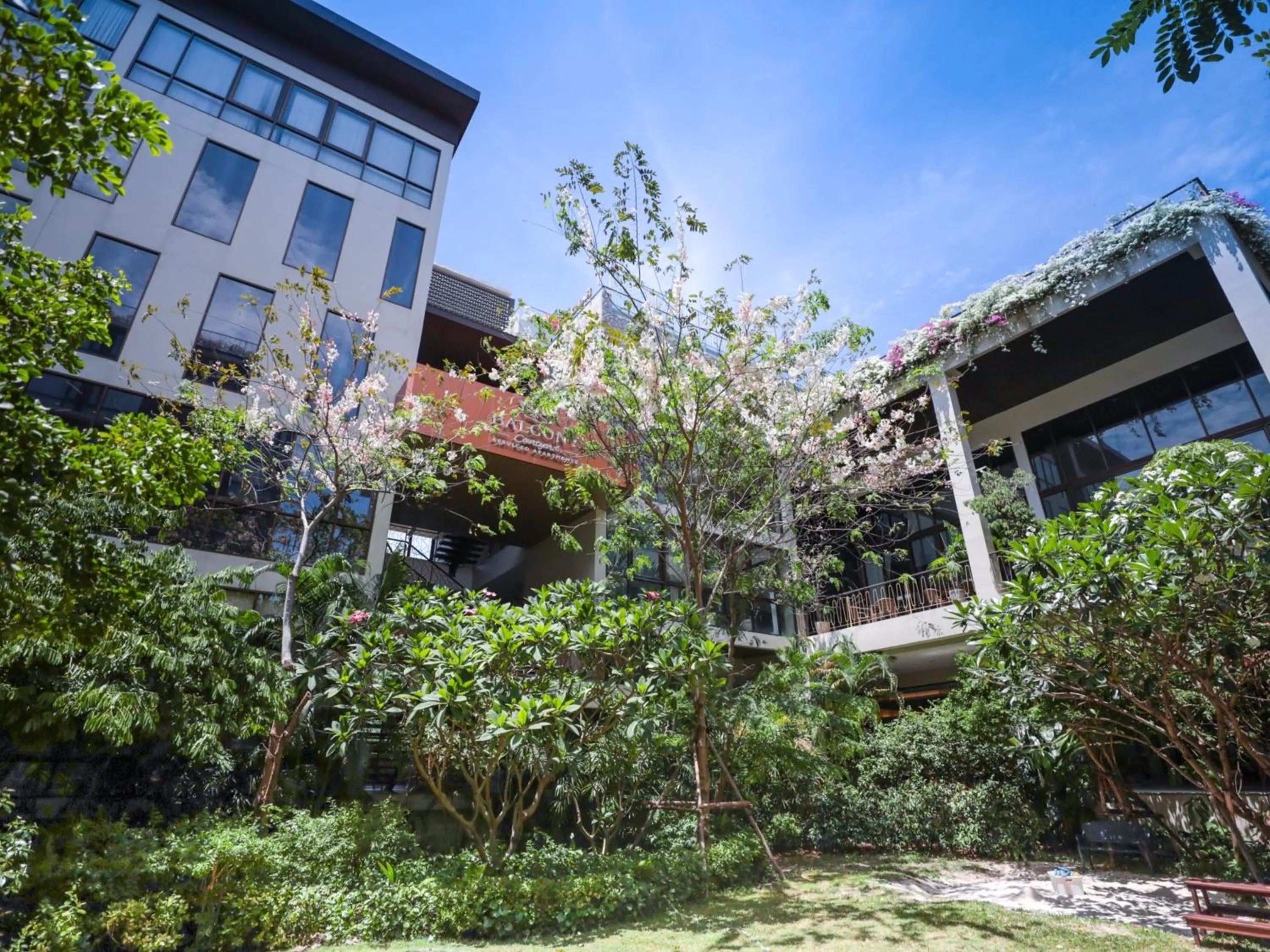 Property building in Balcony Courtyard Sriracha Hotel & Serviced Apartments