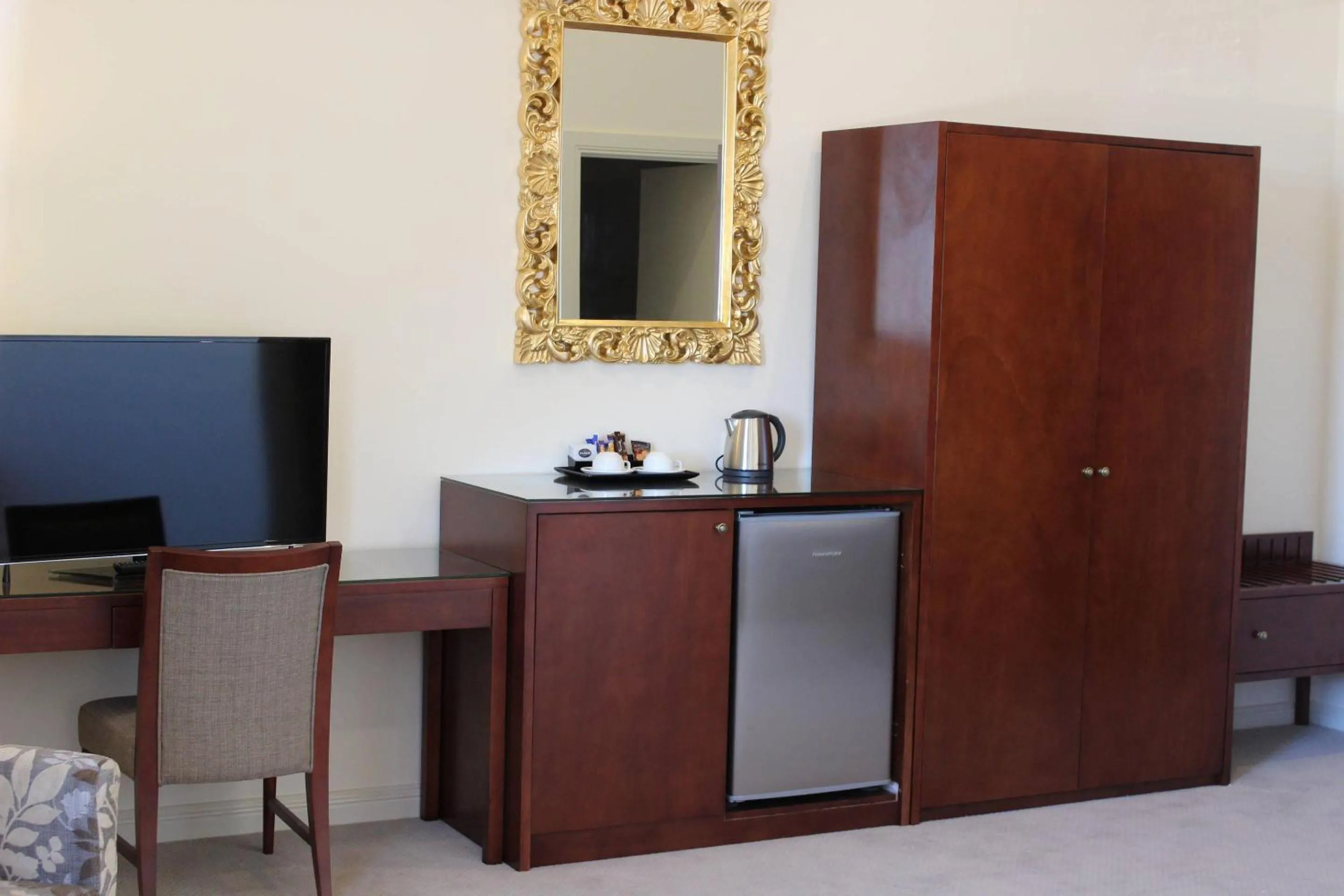 Bedroom in Quality Hotel Regent Rockhampton