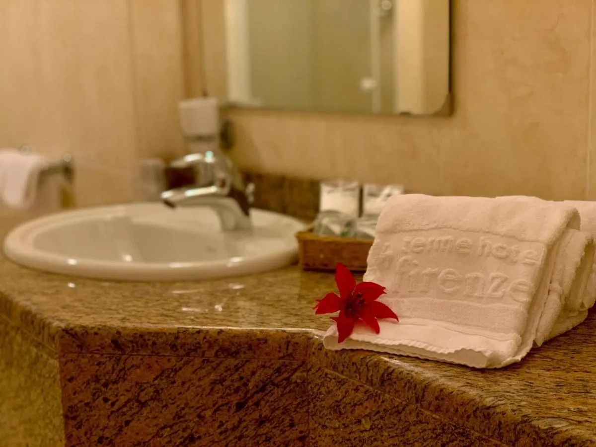 Bathroom in Hotel Firenze