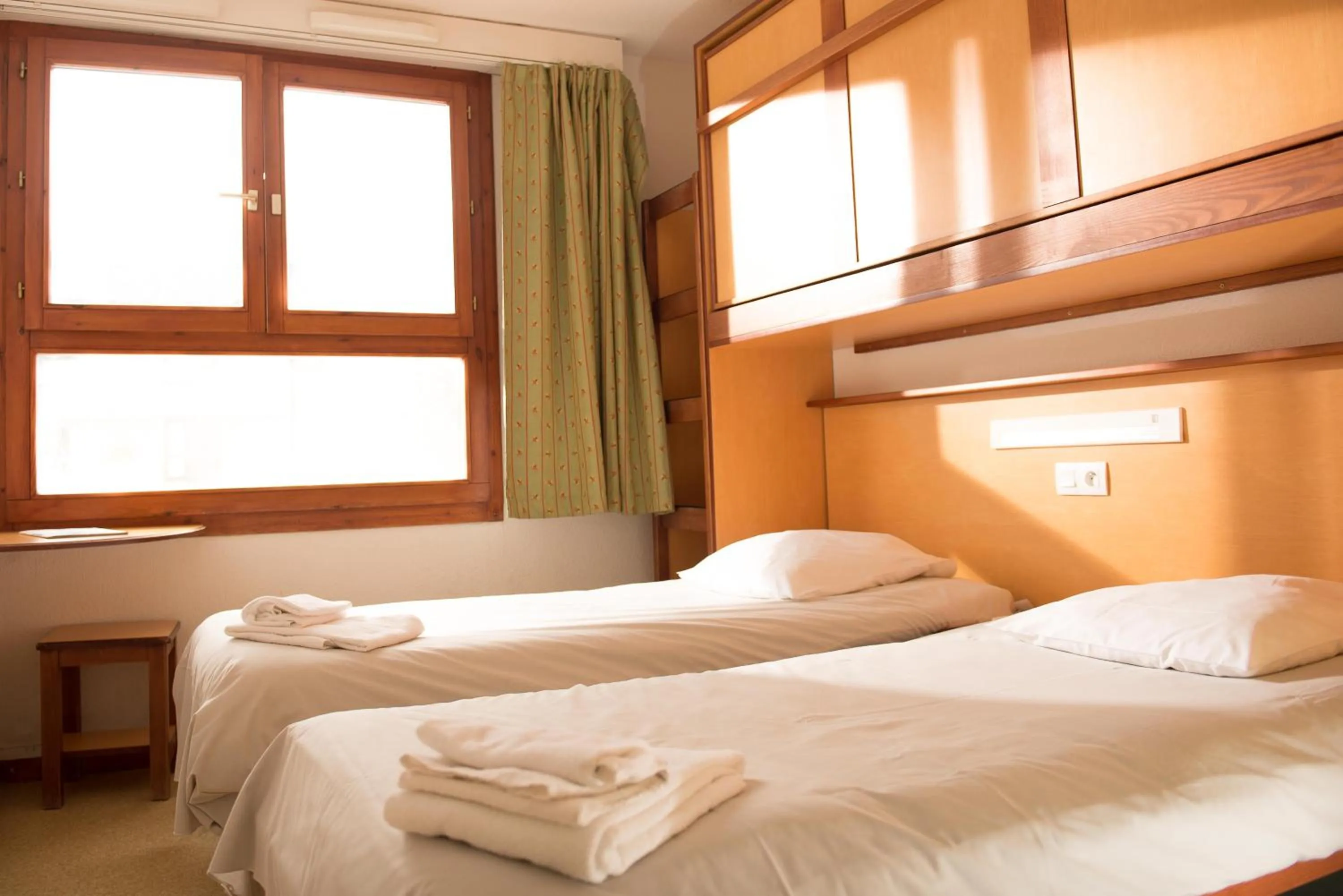 Bedroom, Bed in Villages Clubs du Soleil - LES KARELLIS