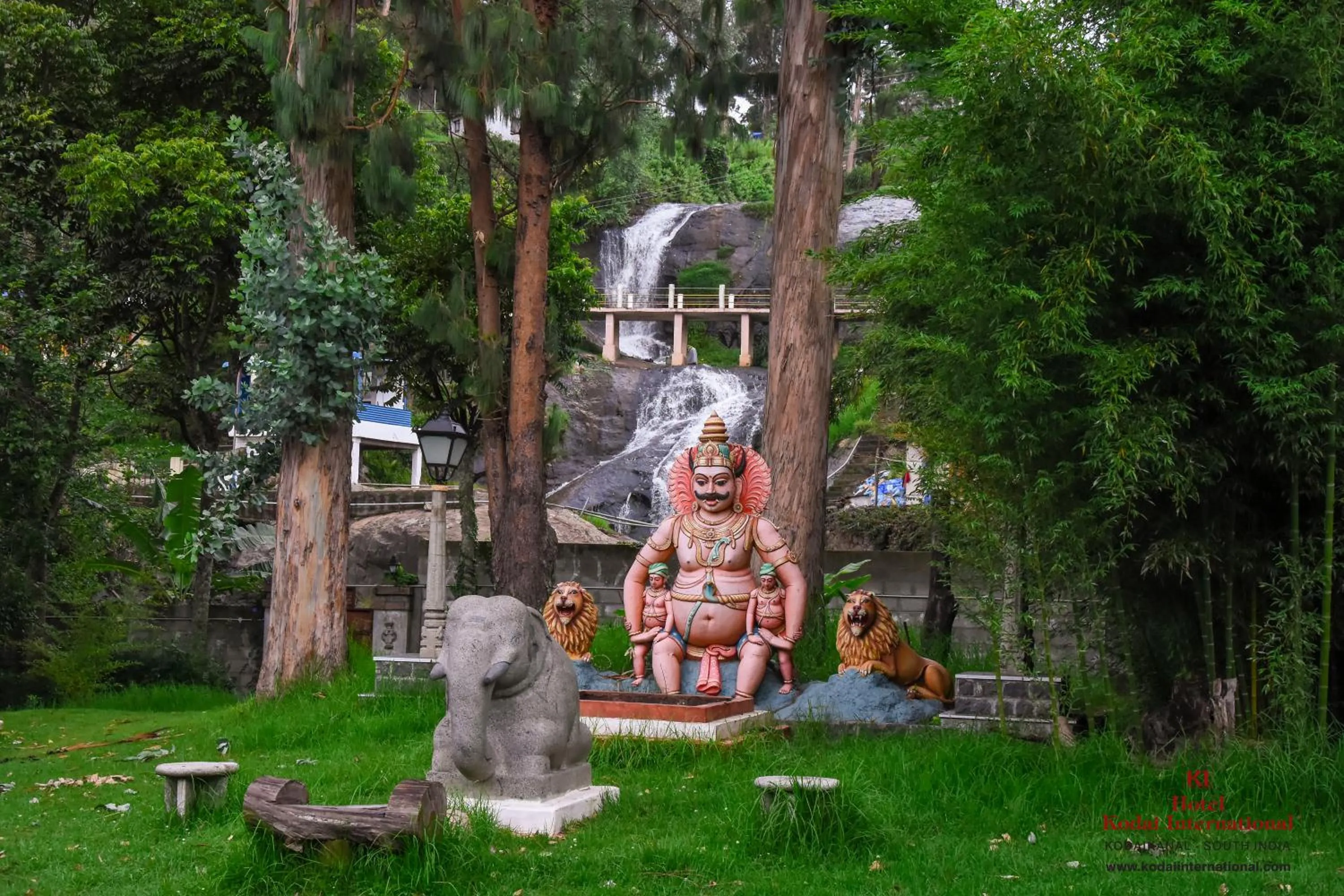 Garden in Hotel Kodai International