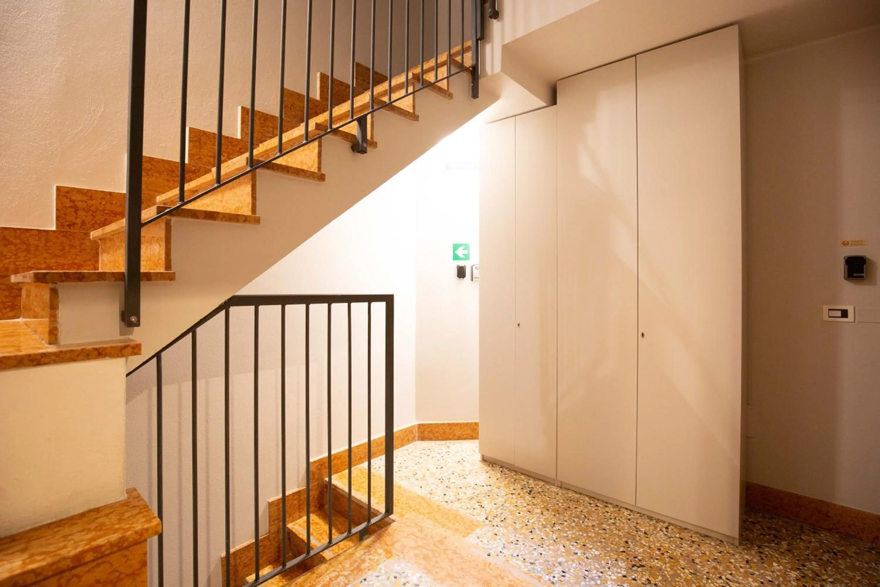 BolognaRoomscom - Falegnami Boutique