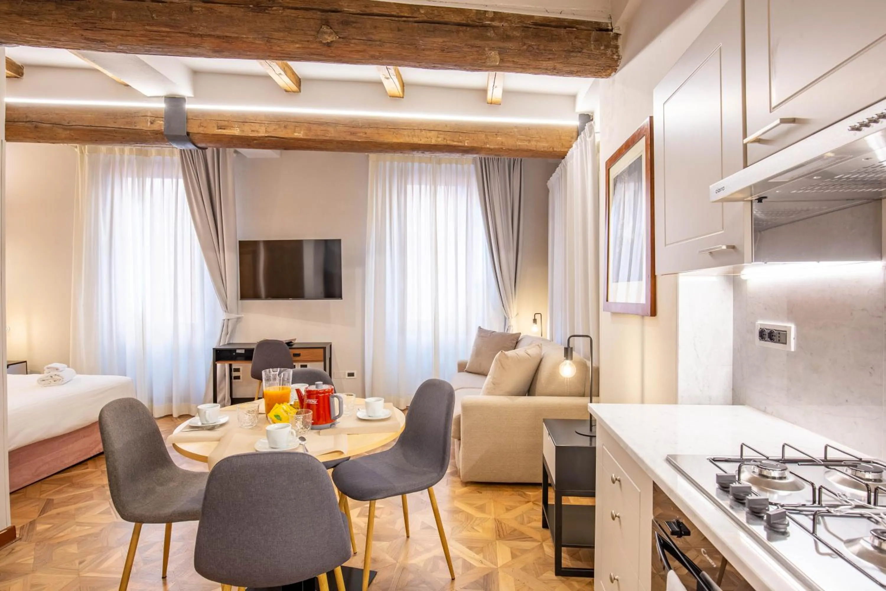 Bed in BolognaRoomscom - Falegnami Boutique