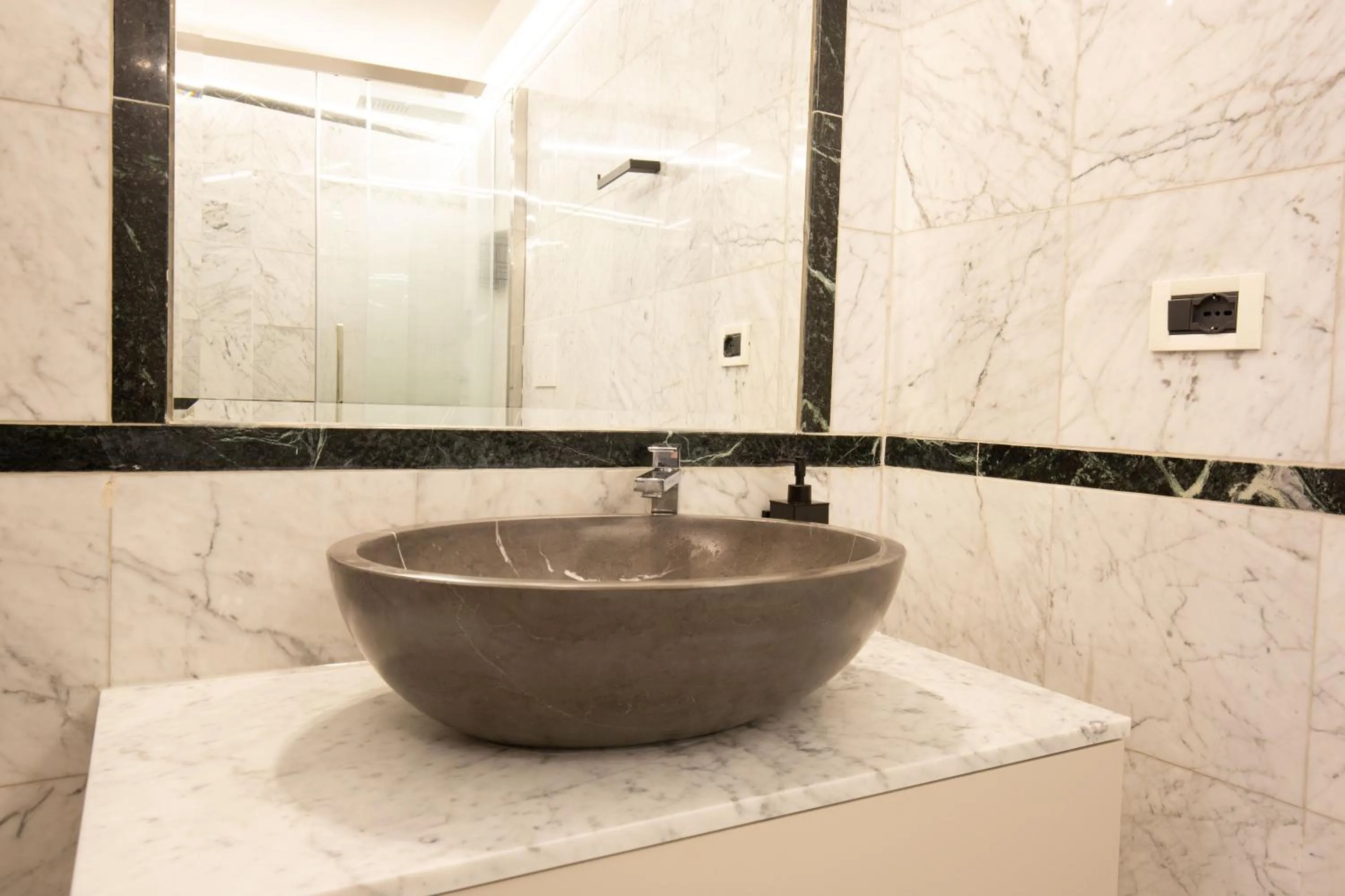 laundry in BolognaRoomscom - Falegnami Boutique