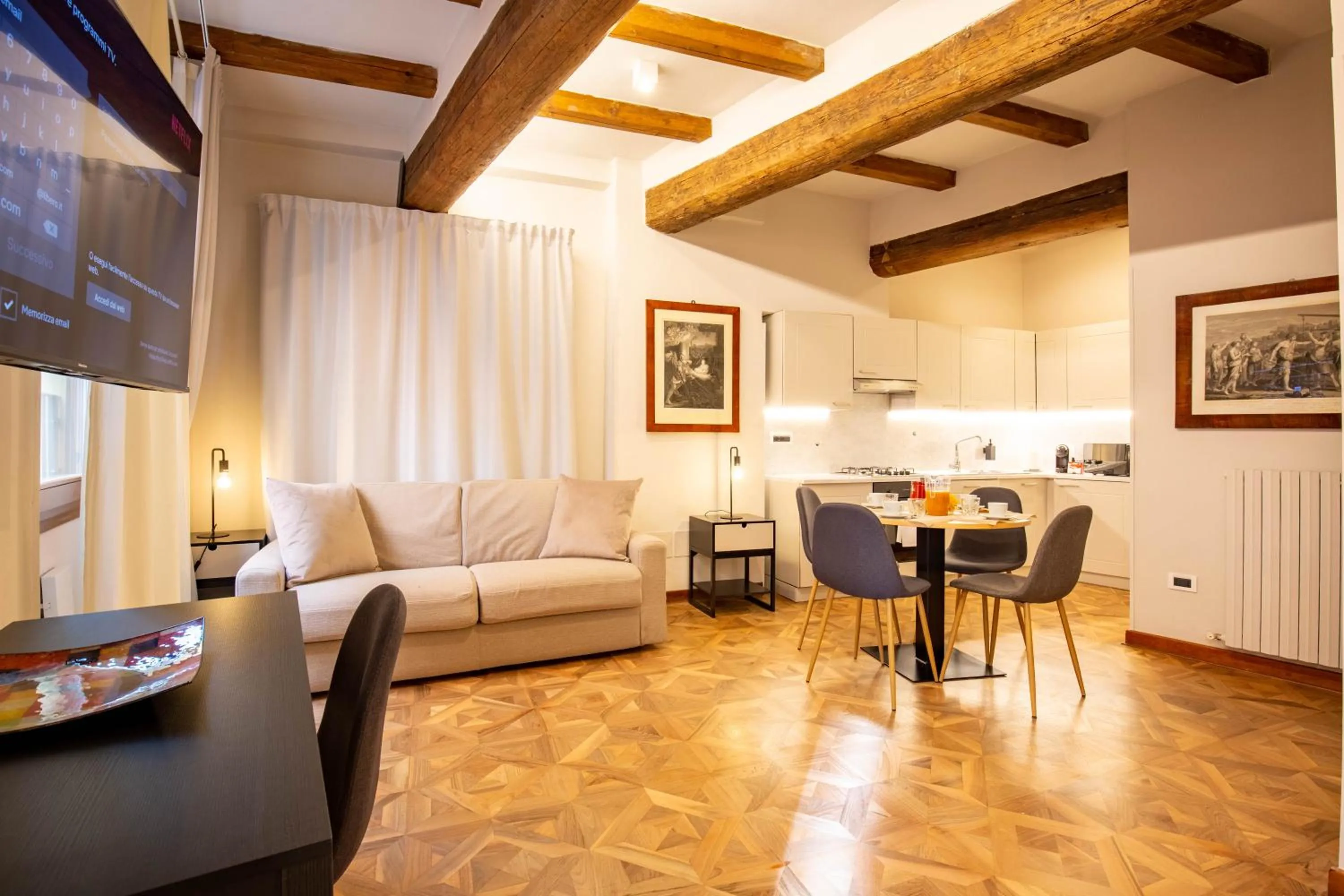 Living room in BolognaRoomscom - Falegnami Boutique