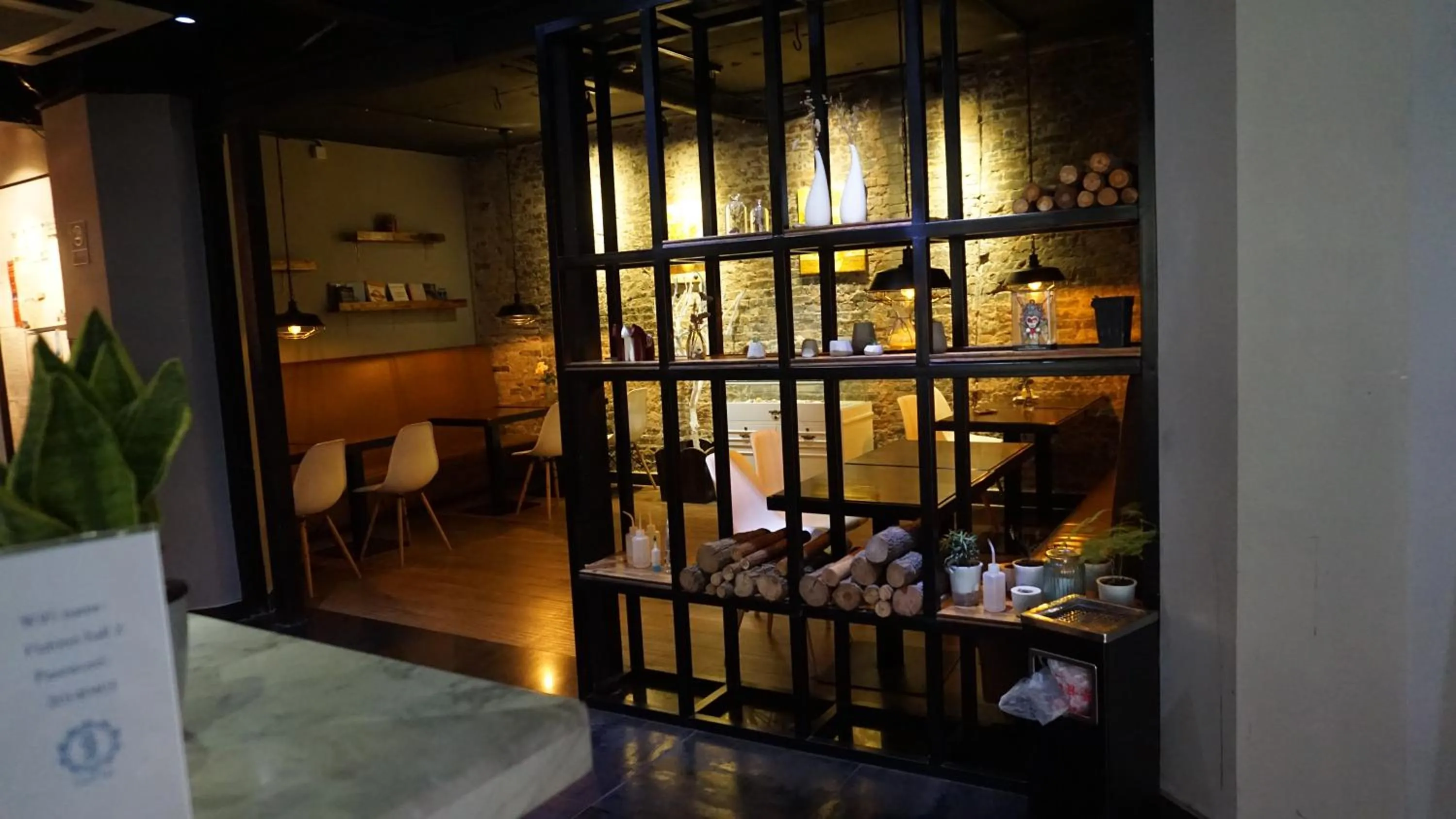 Lobby or reception in Shanghai Fish Inn East Nanjing Road