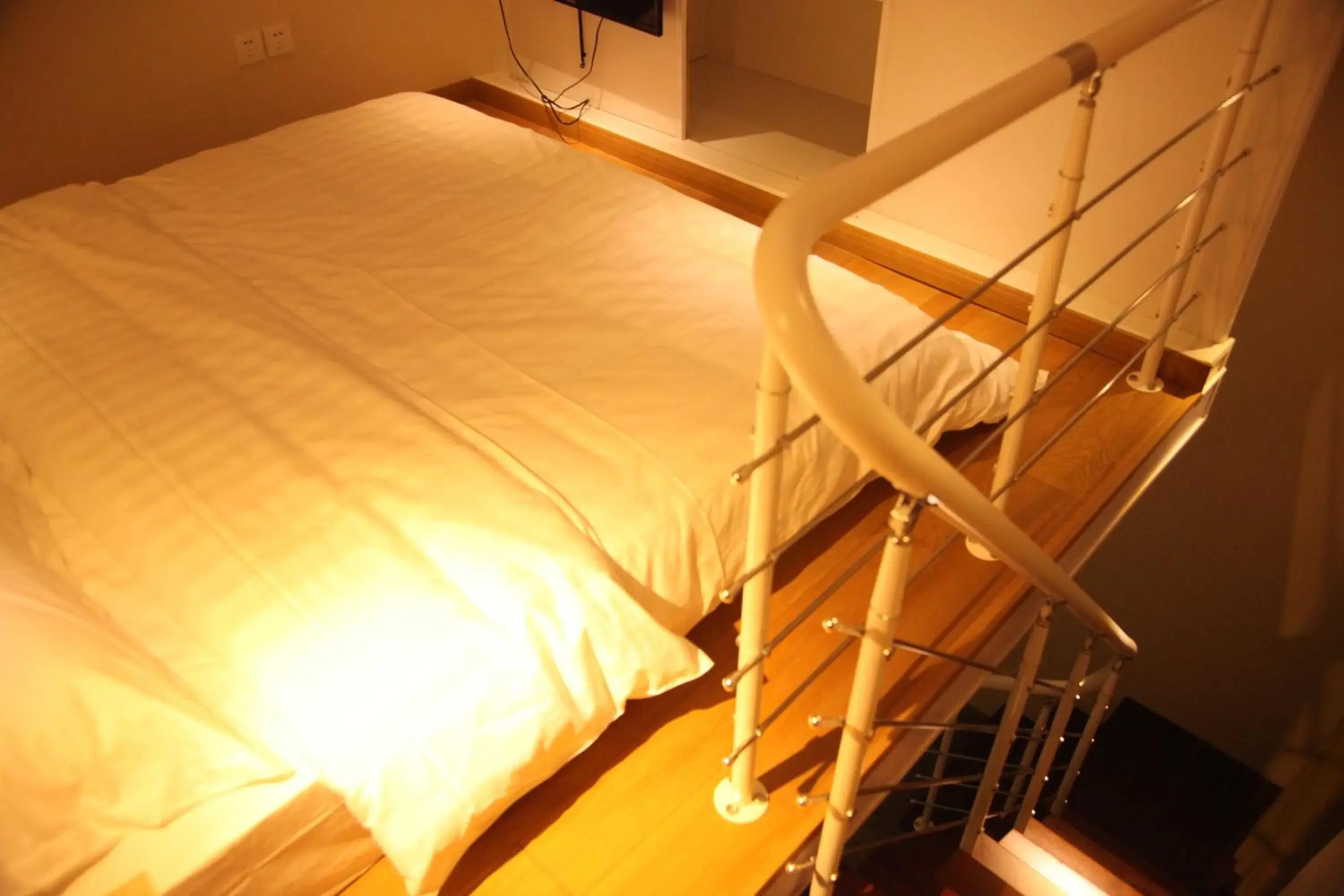 Deluxe Queen Suite in Shanghai Fish Inn East Nanjing Road Deluxe Queen Suite in Shanghai Fish Inn East Nanjing Road