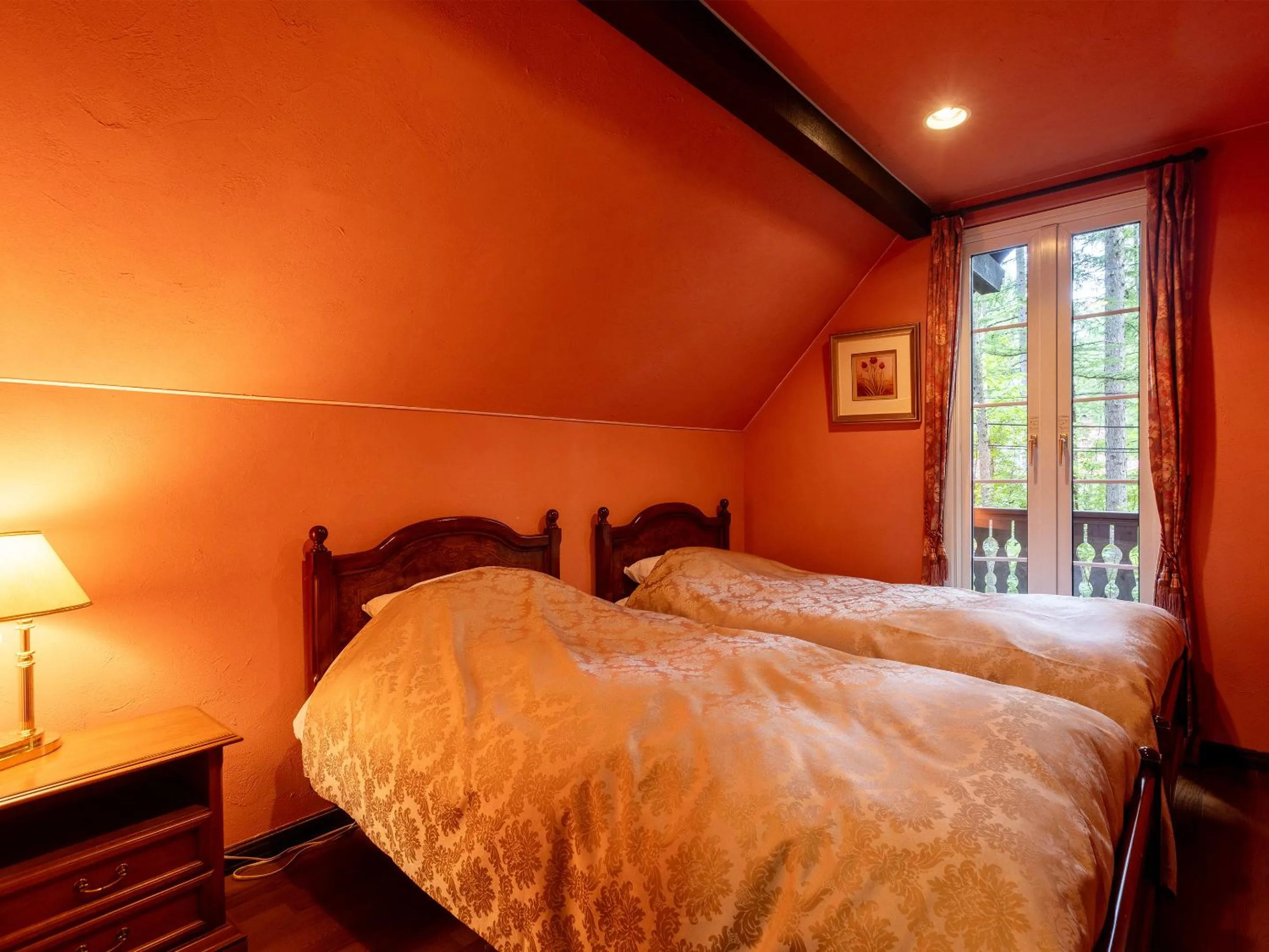 Bed in Tokachi Nakasatsunai Glamping Resort Feriendorf