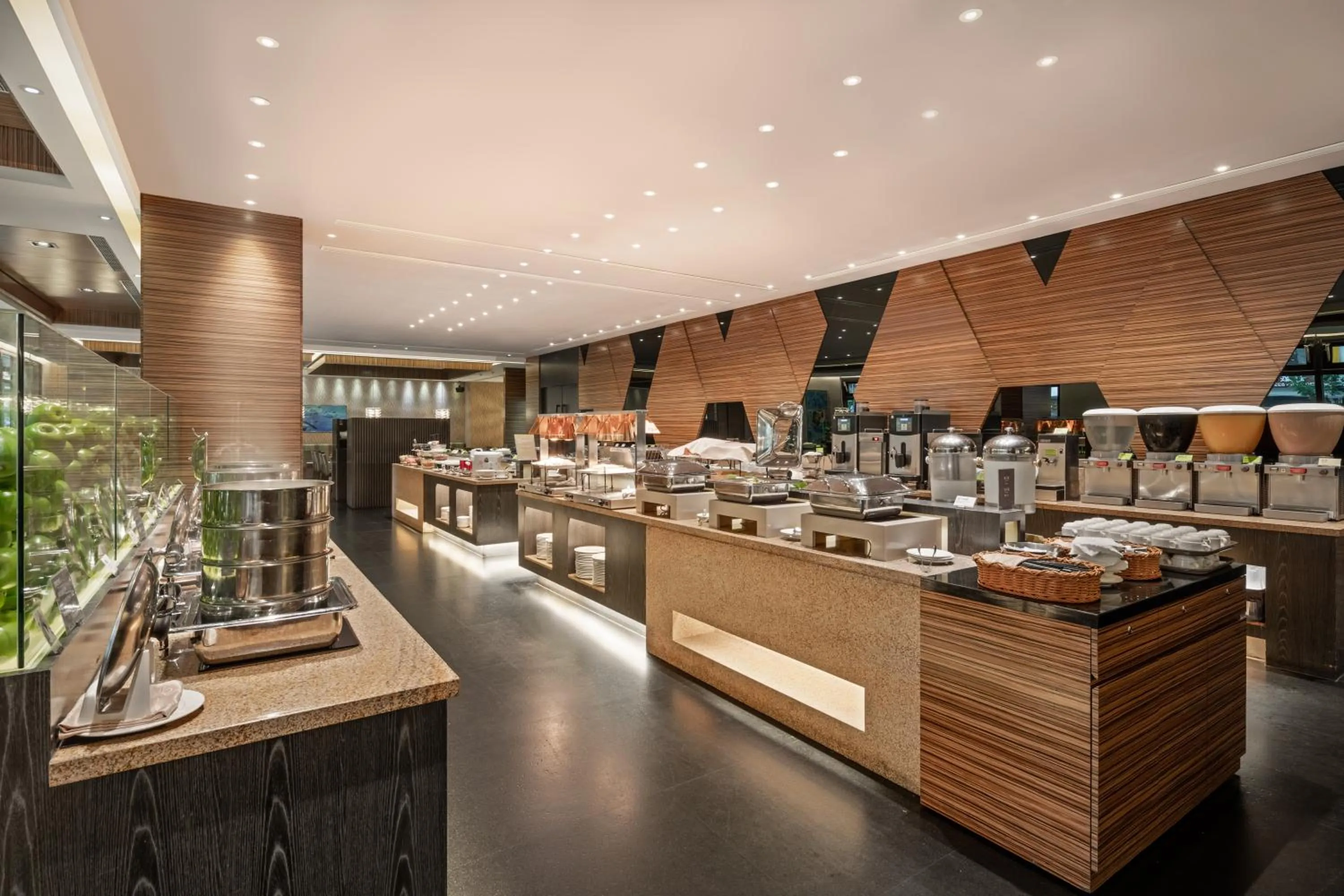 Breakfast in Lakeshore Hotel Hualien