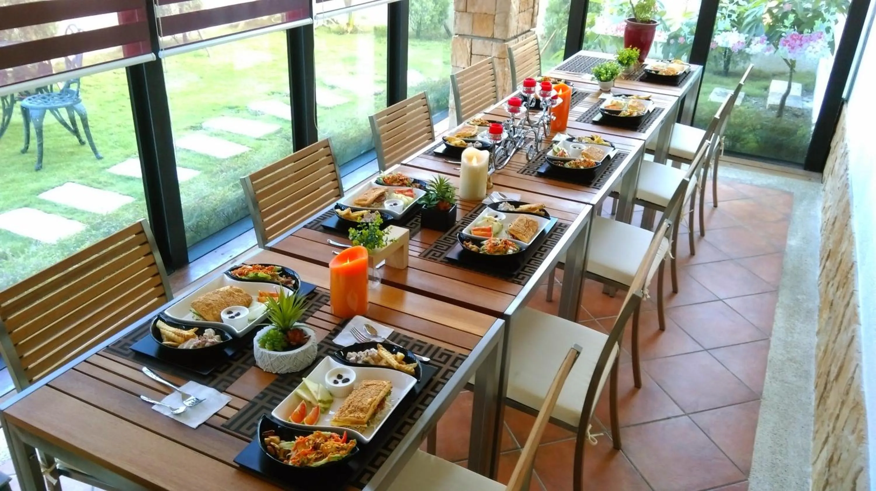 American breakfast in White Palace B&B