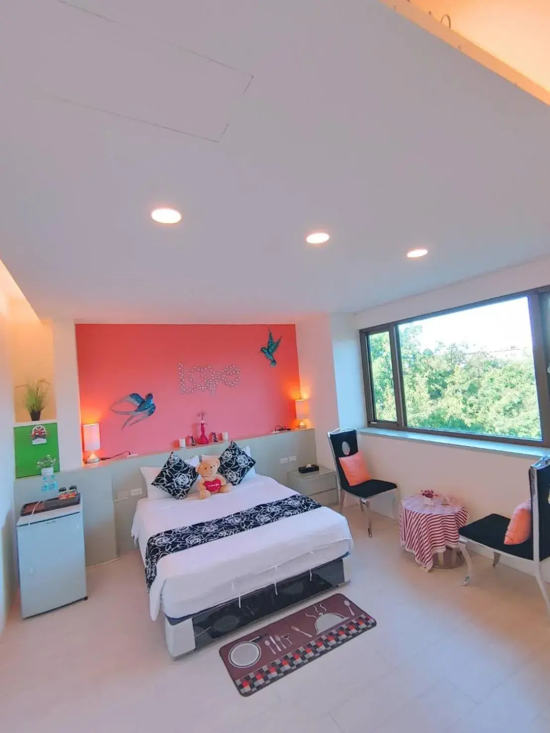 Superior Double Room with City View in White Palace B&B Superior Double Room with City View in White Palace B&B