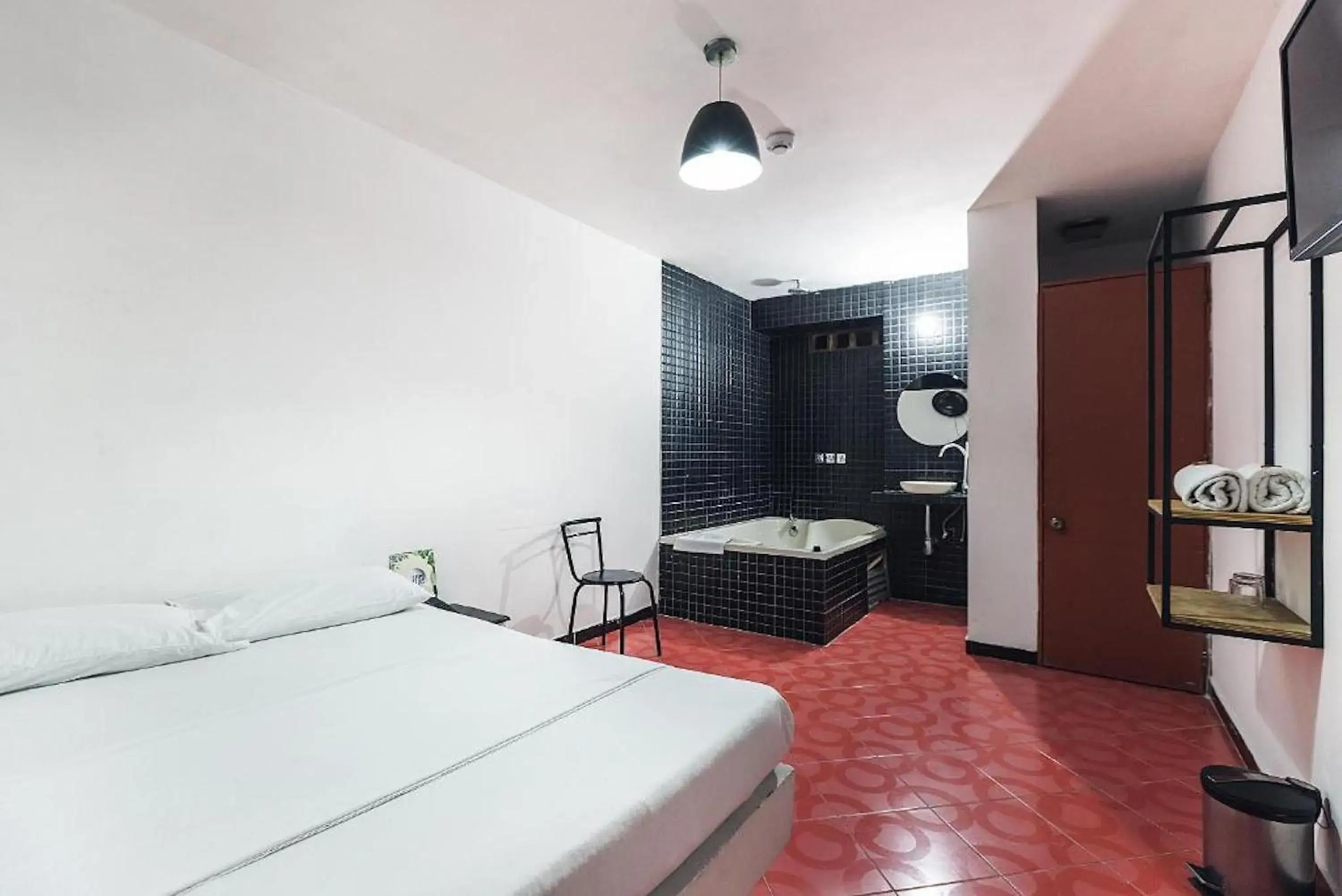 Standard Double Room in Hotel Natural Medellin Standard Double Room in Hotel Natural Medellin