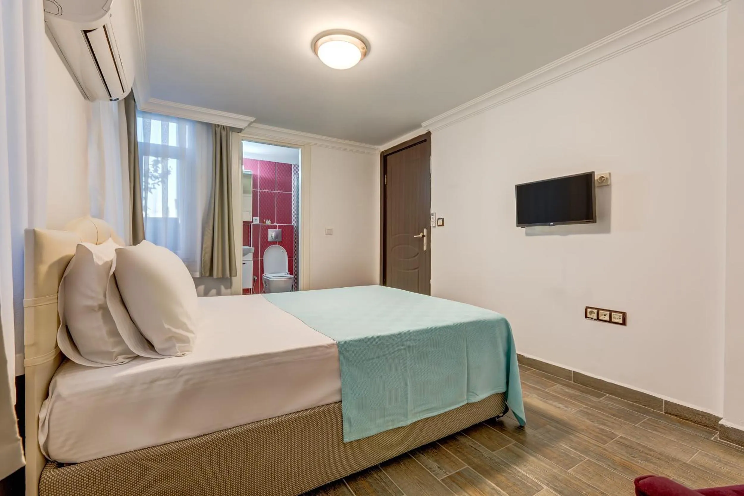 View (from property/room), Bed in Nefes Hotel