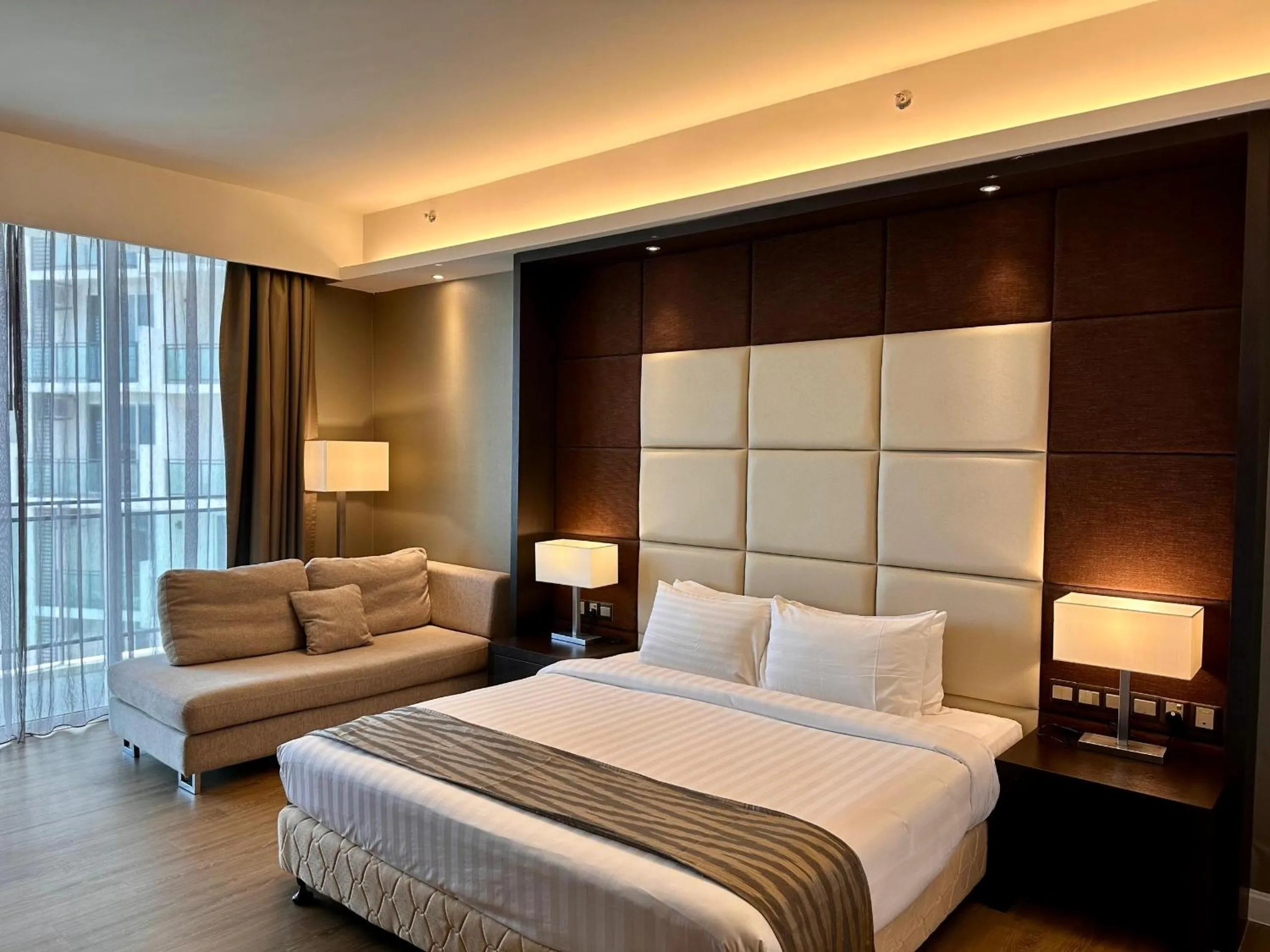 Bed in Swiss-Garden Hotel Melaka