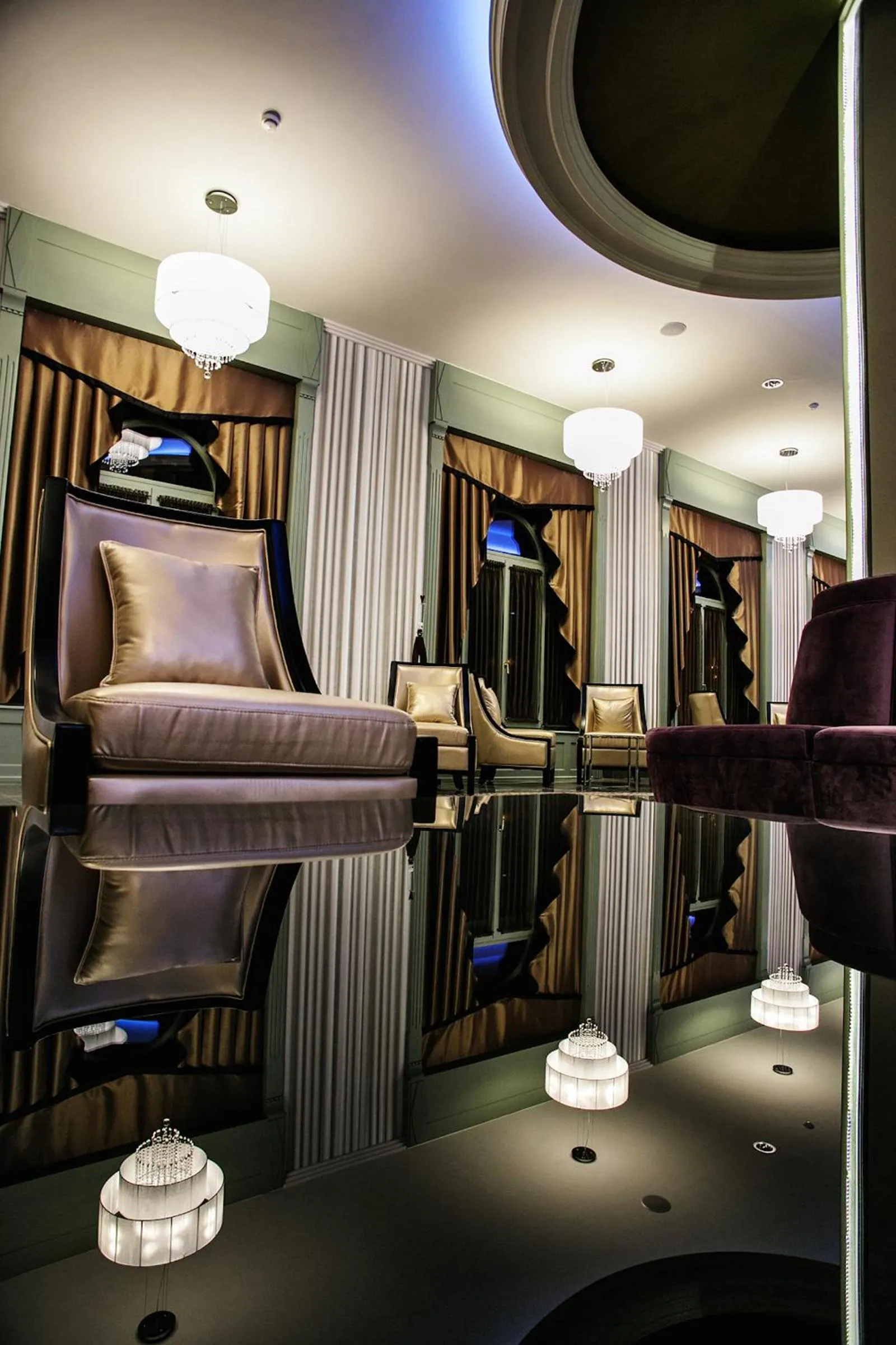 Restaurant/places to eat in Grand Hotel Glorius Makó