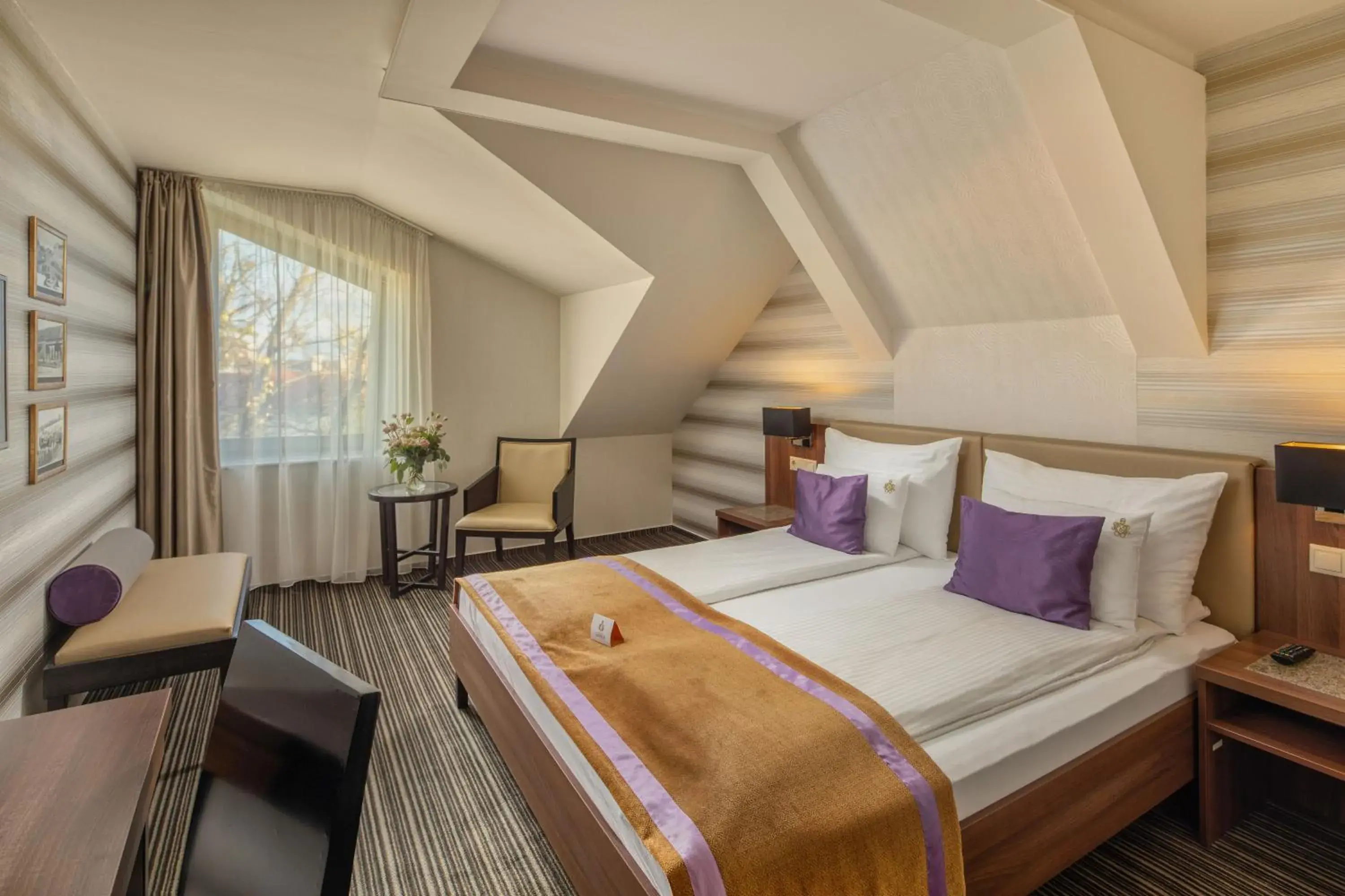 Standard Double or Twin Room in Grand Hotel Glorius Makó Standard Double or Twin Room in Grand Hotel Glorius Makó