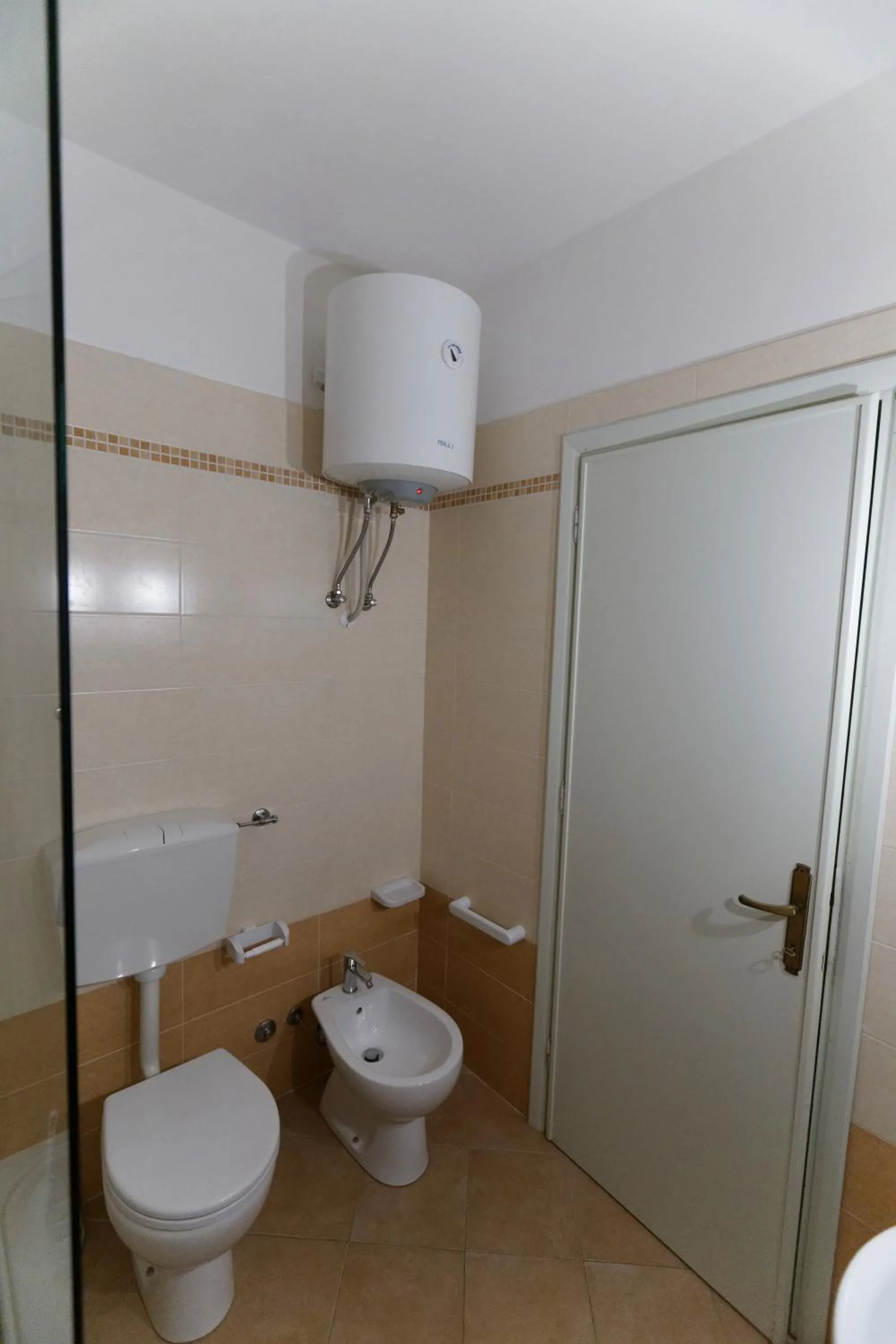 Shower in Residence Habitat