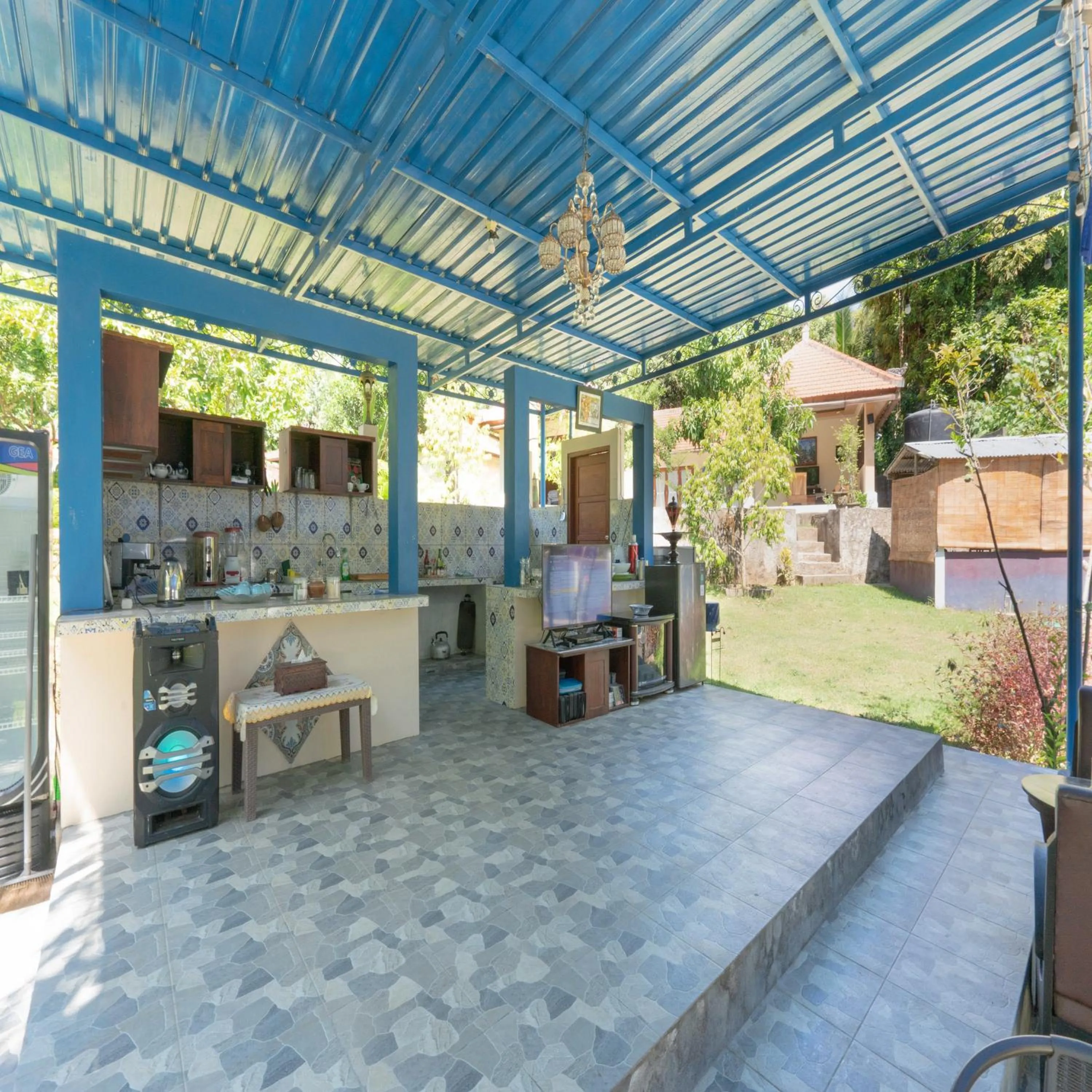 kitchen in Calm Haven Villa with Amabela Garden Lovina Beach