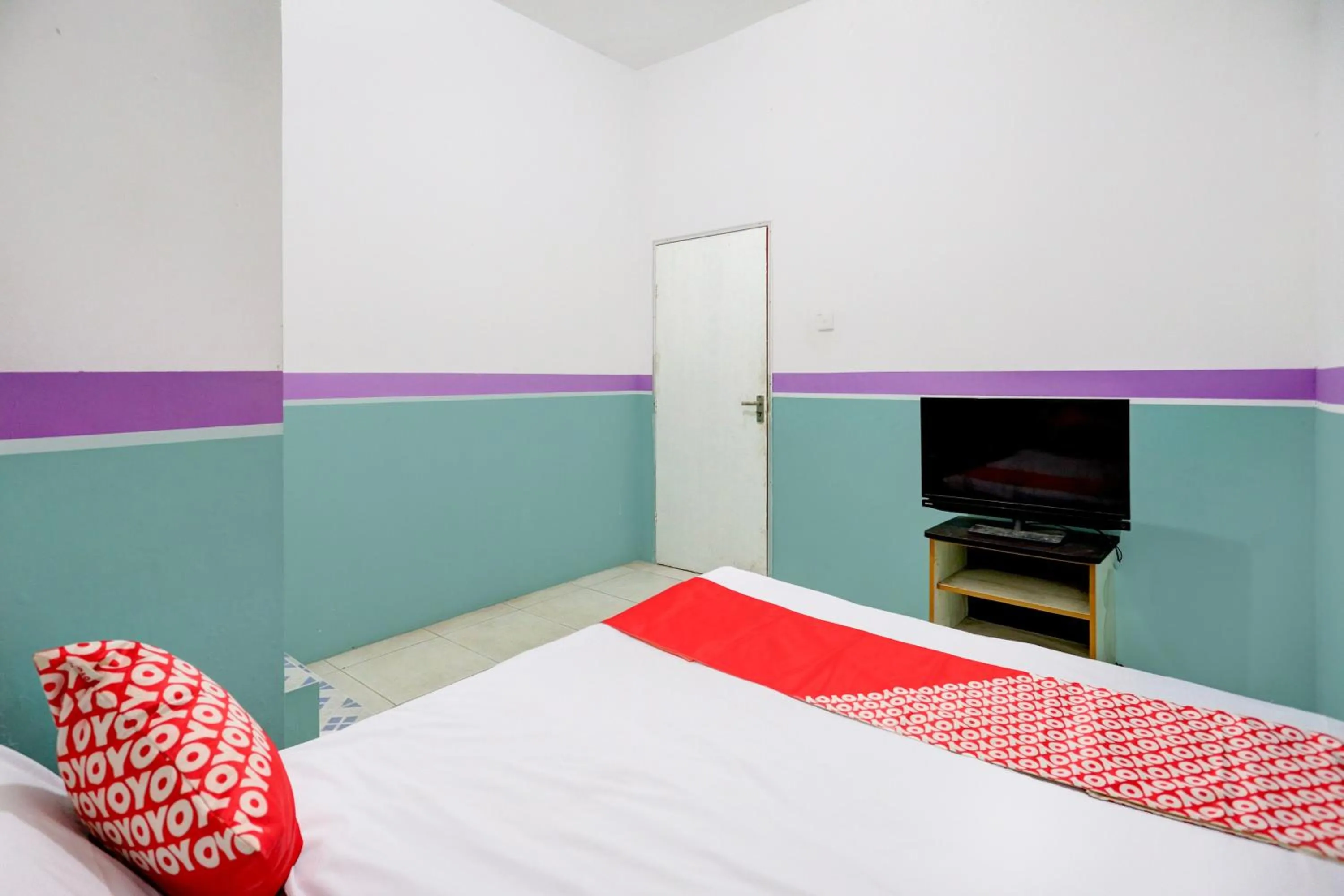 Bedroom in Hotel O California 2NearNagoya Hill Shopping Mall