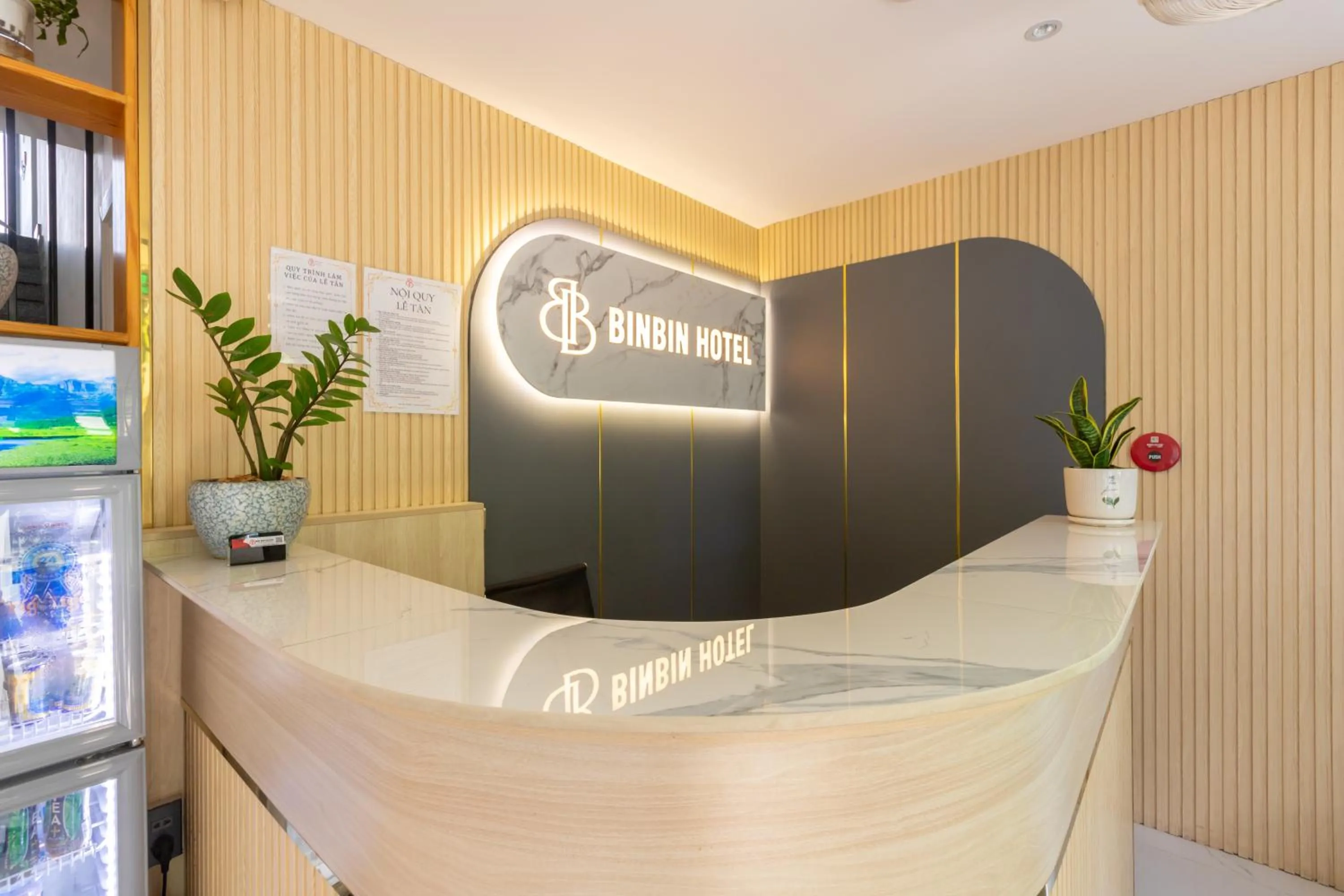 Bin Bin Hotel 11 Near Island Diamond