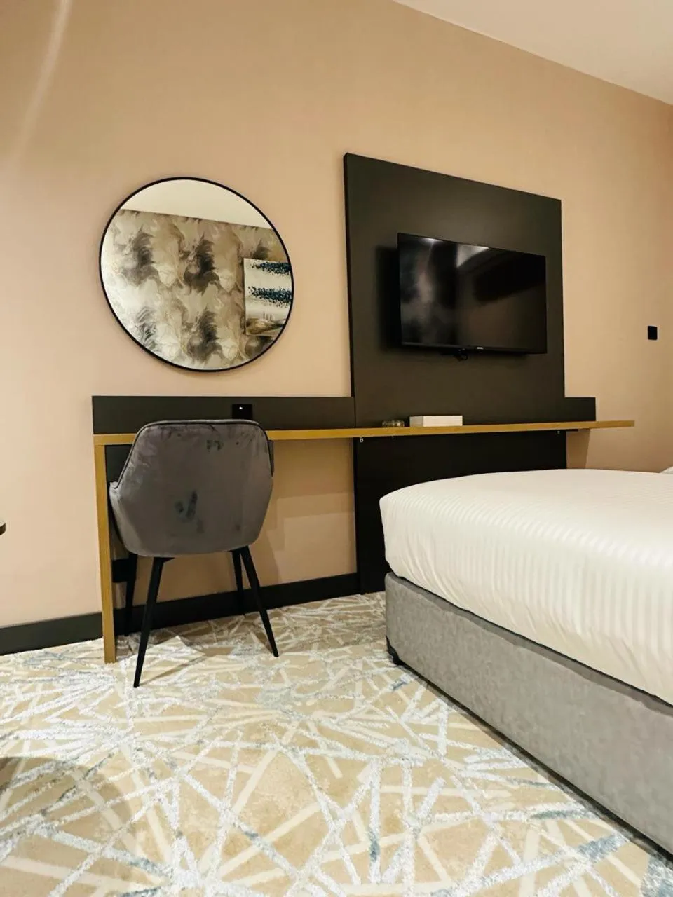 TV and multimedia, Bed in SKY PARK HOTEL